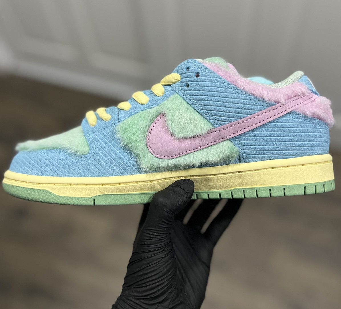 Nike Size 5.5 - Nike Verdy x Dunk SB Low Visty Size US 5.5 / EU 38 - 3 Thumbnail