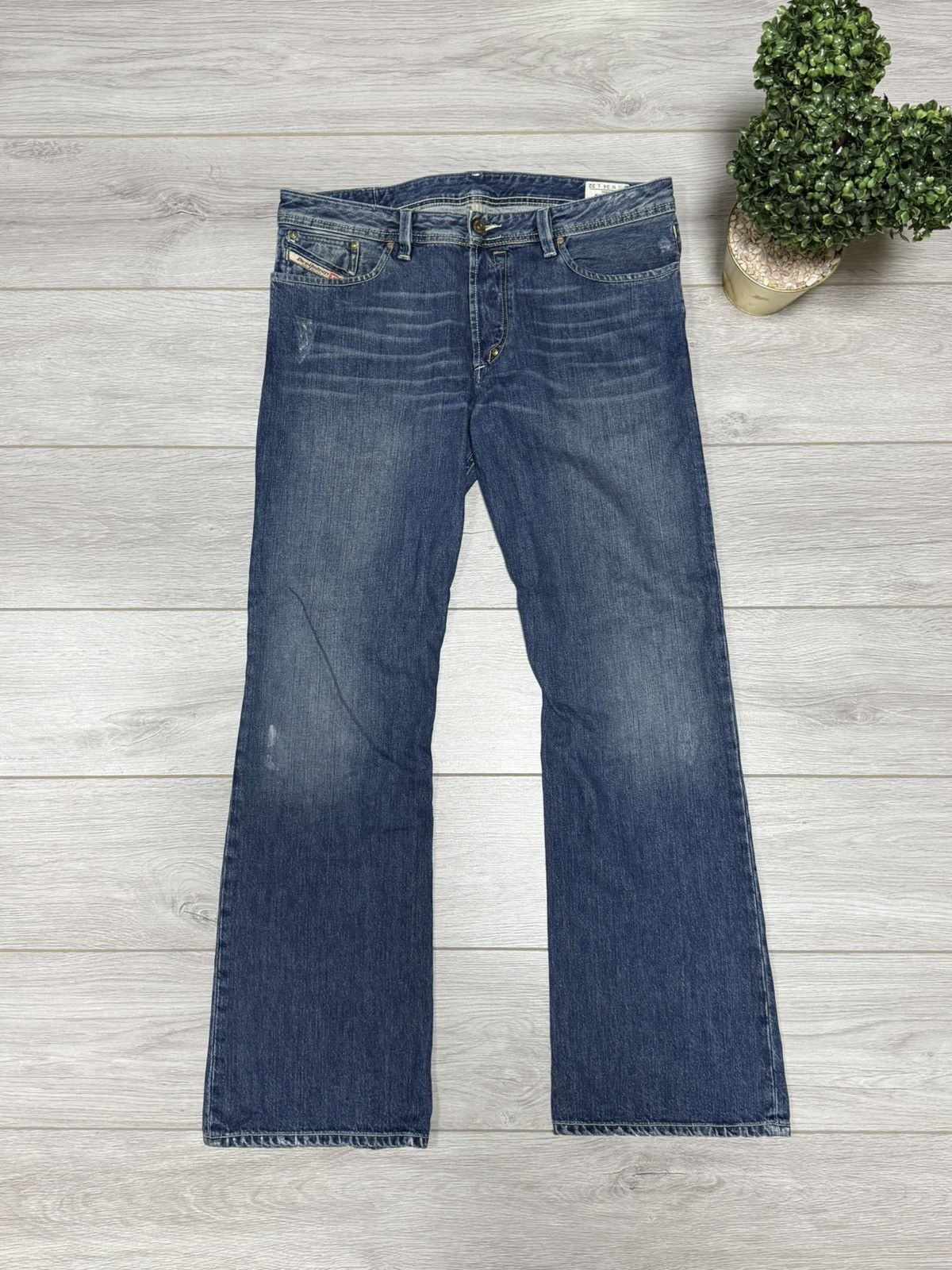 Diesel Diesel flared jeans vintage shazor Size US 34 / EU 50 - 2 Thumbnail