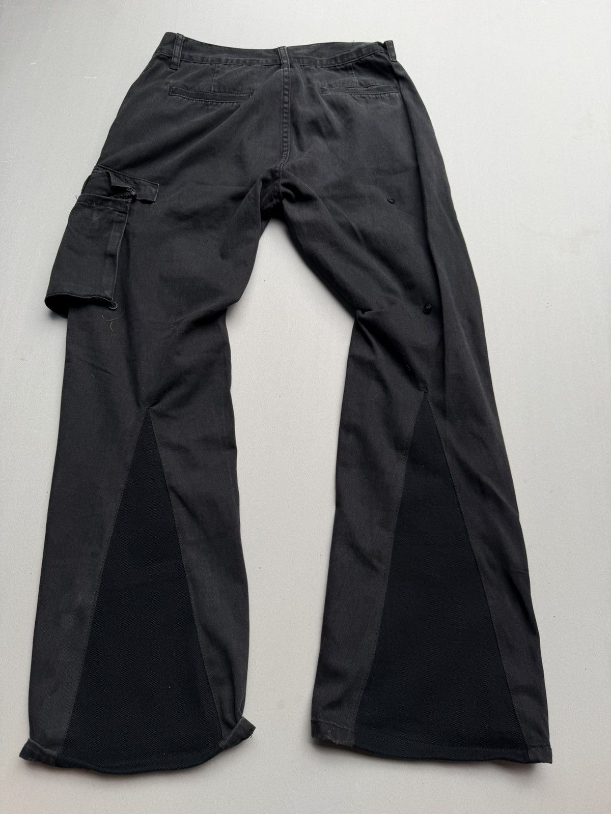 Japanese Brand Relaxed flare cargo pants Size US 29 - 5 Thumbnail