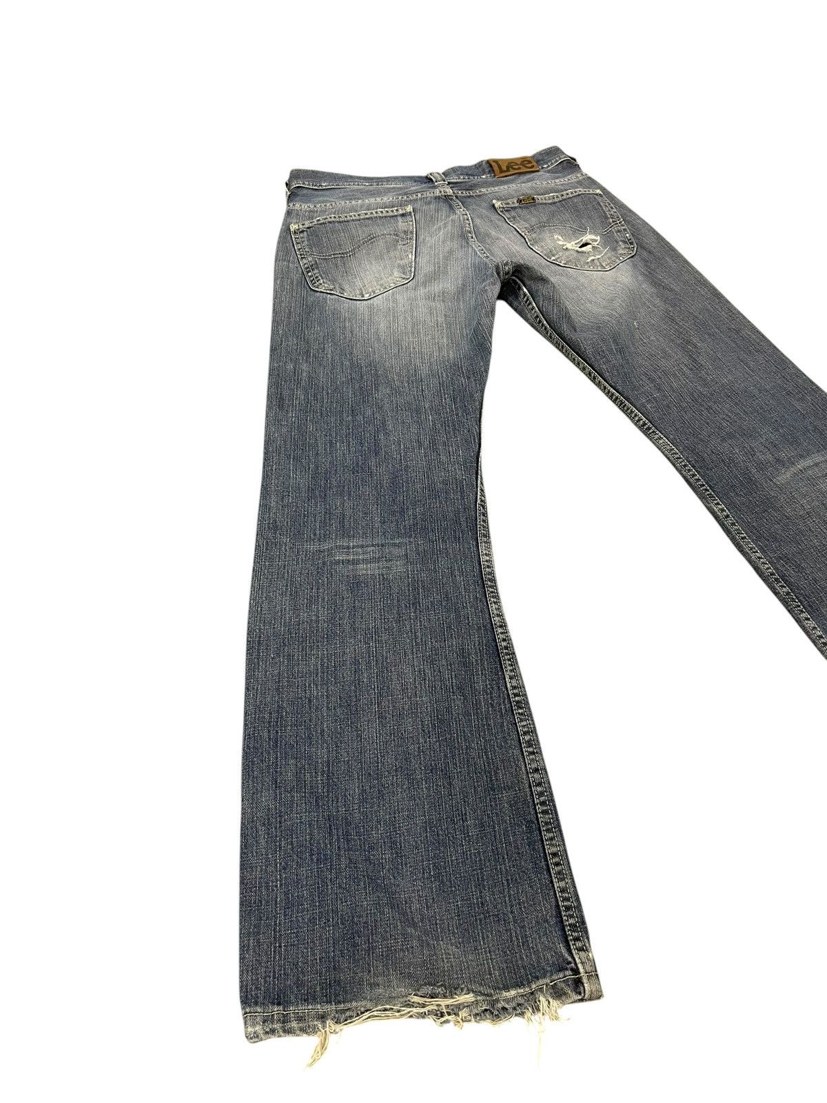 Lee Flare Jeans Lee Europe Faded Distress Boot Cut 2🟦3 Size US 33 - 11 Thumbnail