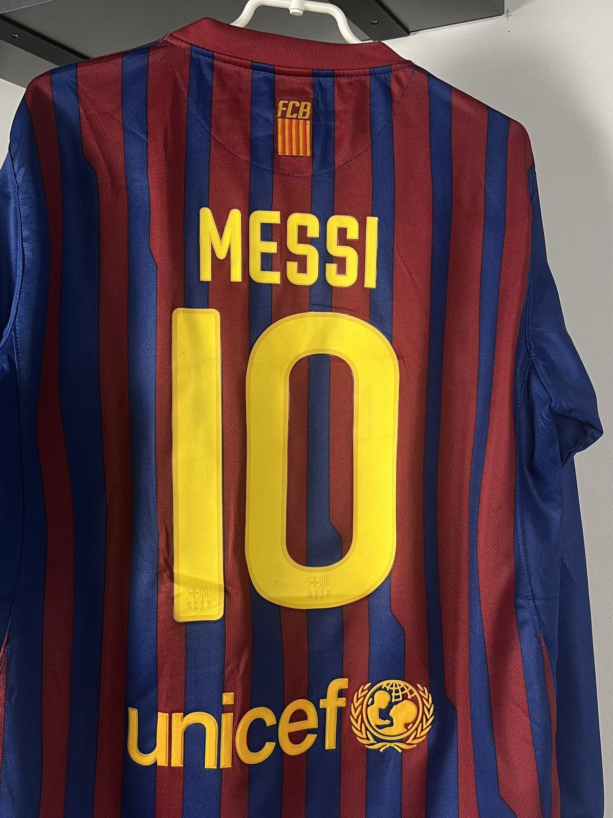 Other Barca long sleeve football jersey Size US L / EU 52-54 / 3 - 6 Thumbnail