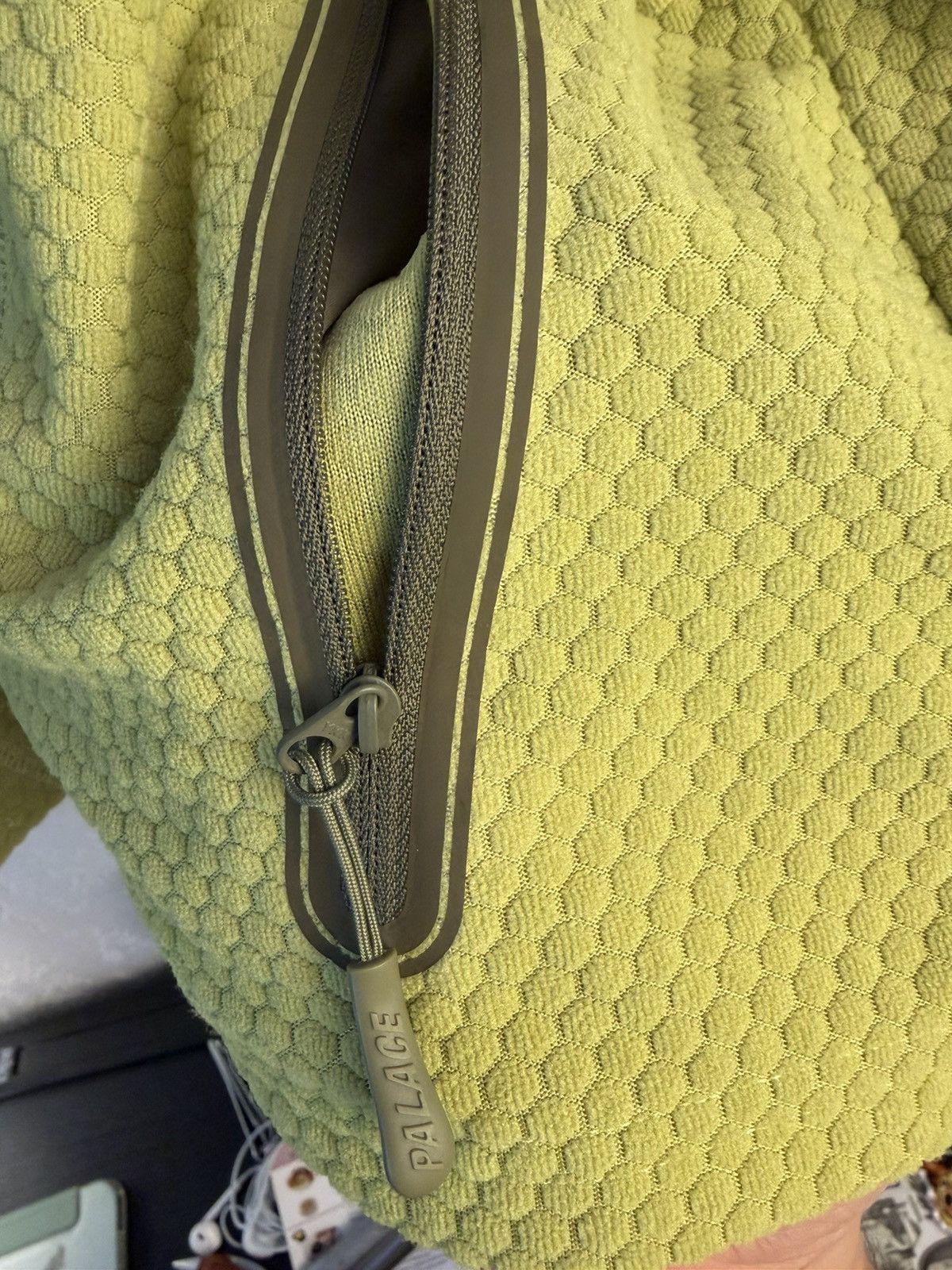 Palace Acid green Run it half zip thermal track jacket Size US XL / EU 56 / 4 - 8 Thumbnail