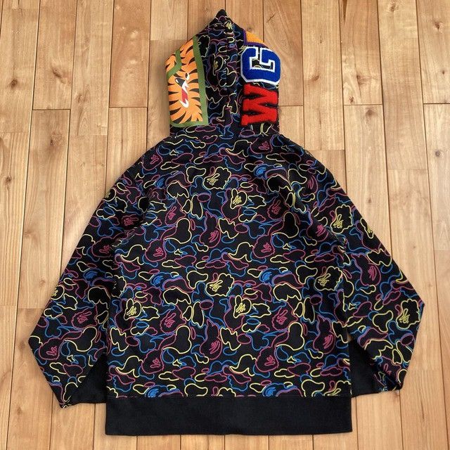 Bape BAPE Neon Camo Shark Full Zip Hoodie a bathing ape Size US M / EU 48-50 / 2 - 3 Thumbnail