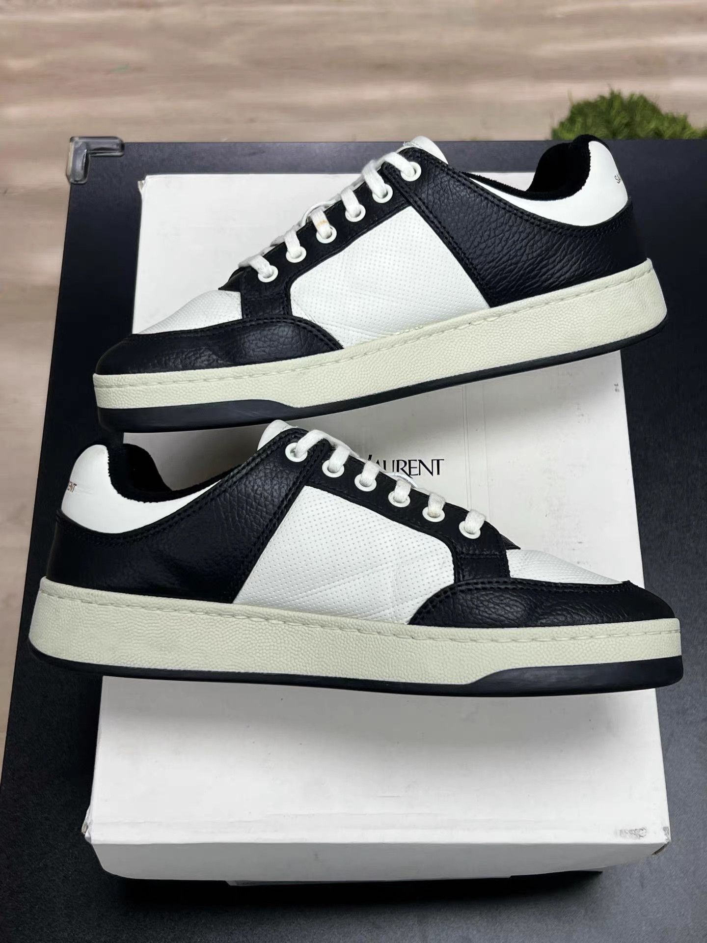 Saint Laurent Paris Saint Laurent SL/61 Low Top Sneakers K15 Size US 8 / EU 41 - 6 Thumbnail