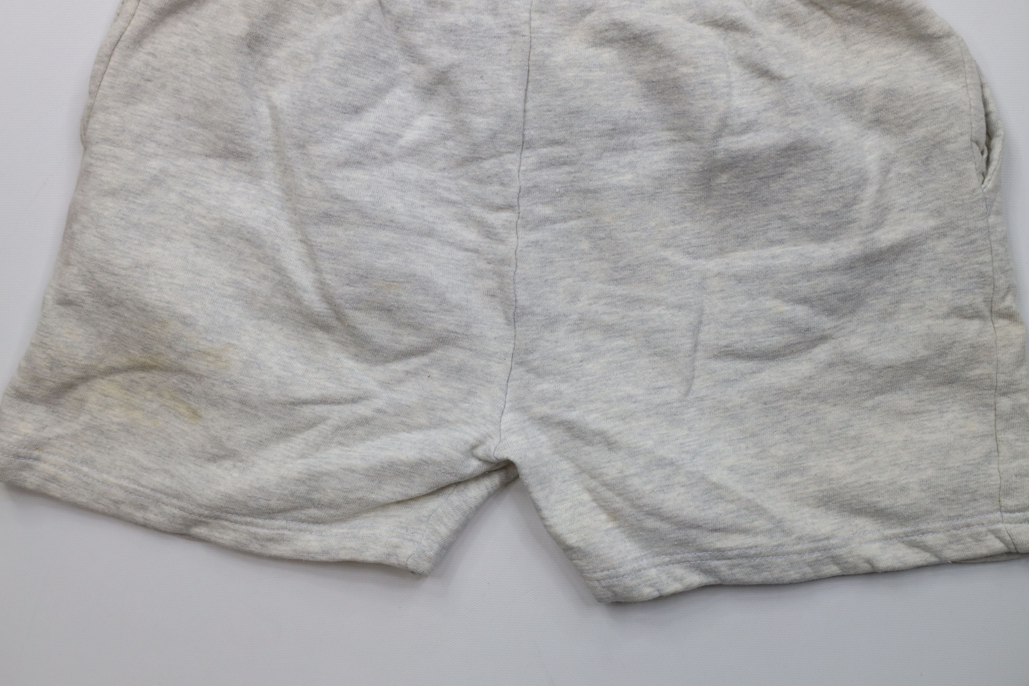 Vintage Vintage 90s University of Virginia Sweatpants Shorts USA UVA Size 30" / US 8 / IT 44 - 13 Thumbnail