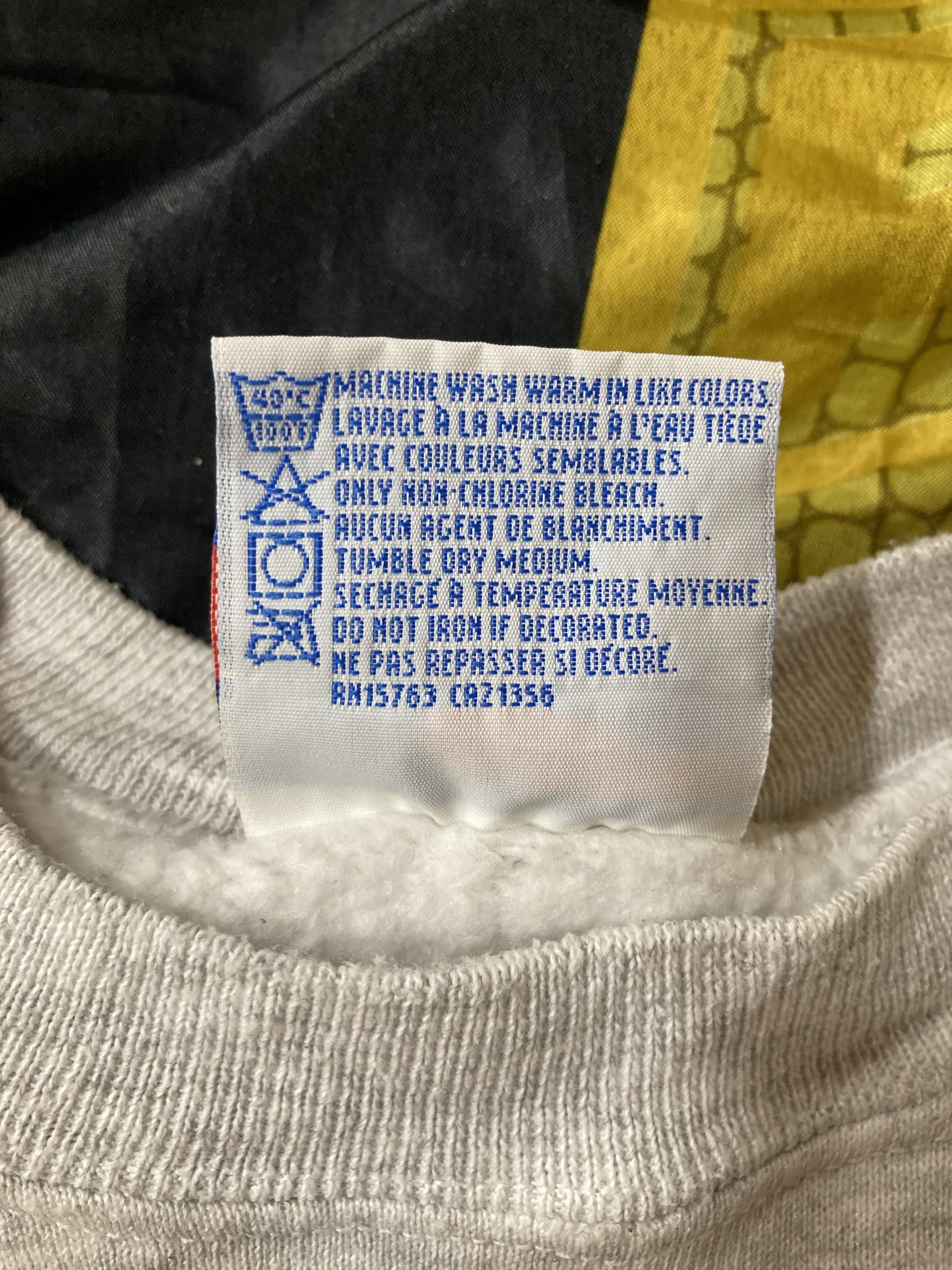 Vintage Vintage John Robert Wooden Basketball Sweatshirt Size US XL / EU 56 / 4 - 4 Thumbnail