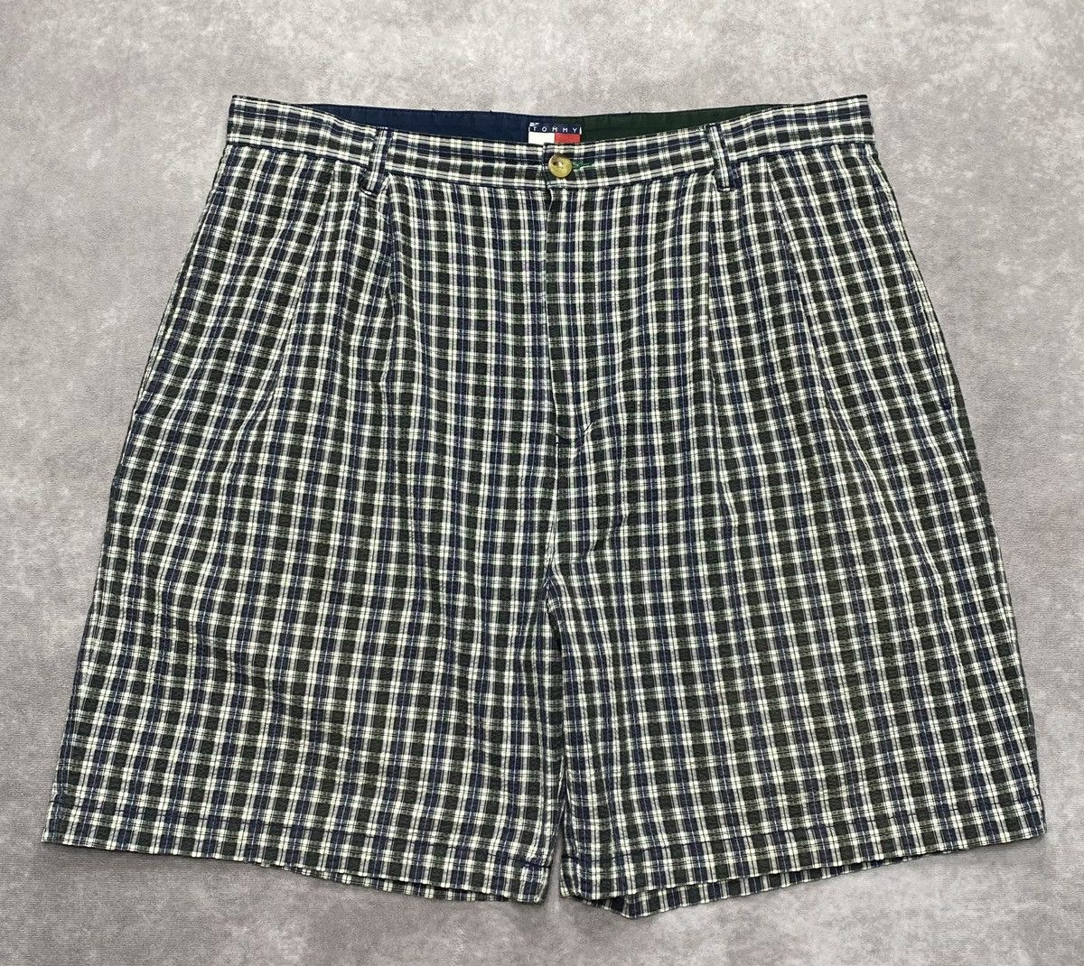 Tommy Hilfiger 90’s Vintage Tommy Hilfiger Blue & Green Plaid Chino Shorts Size US 38 / EU 54 - 1 Thumbnail