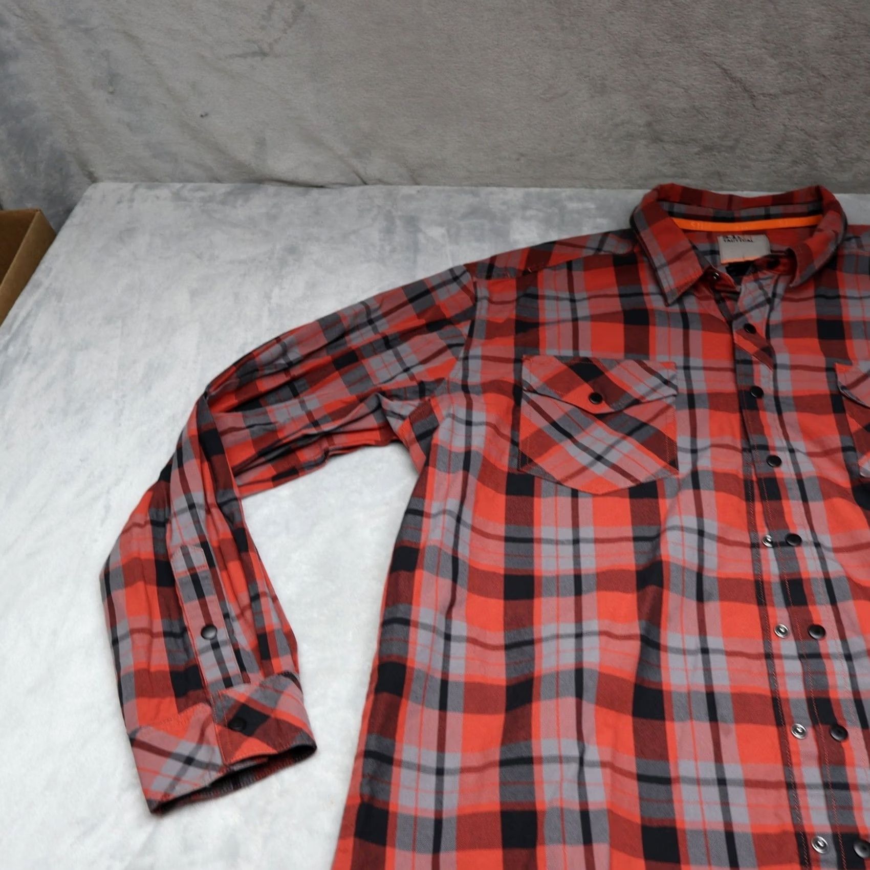 Vintage 5.11 Tactical Shirt Mens 2XL Red Plaid Snap Front Long Sleeve Workwear Hiking Shirt Size US XXL / EU 58 / 5 - 3 Thumbnail