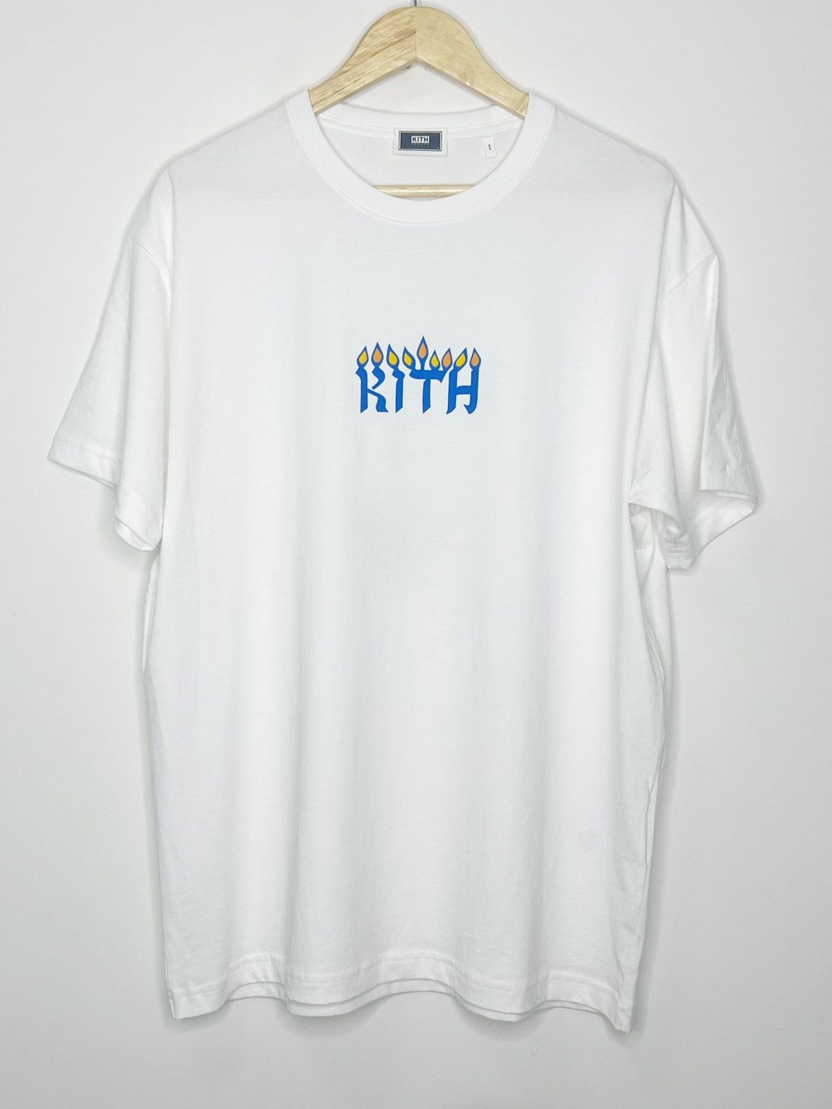 Kith Kith Treats Hanukkah Menorah Tee Size US L / EU 52-54 / 3 - 3 Thumbnail