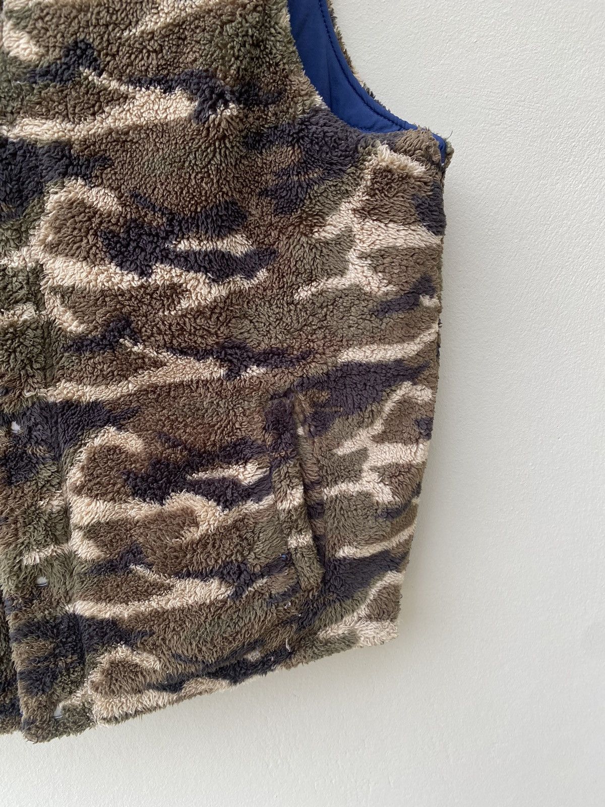 Champion × Vintage RARE CHAMPION REVERSIBLE CAMO VEST Size US L / EU 52-54 / 3 - 11 Thumbnail
