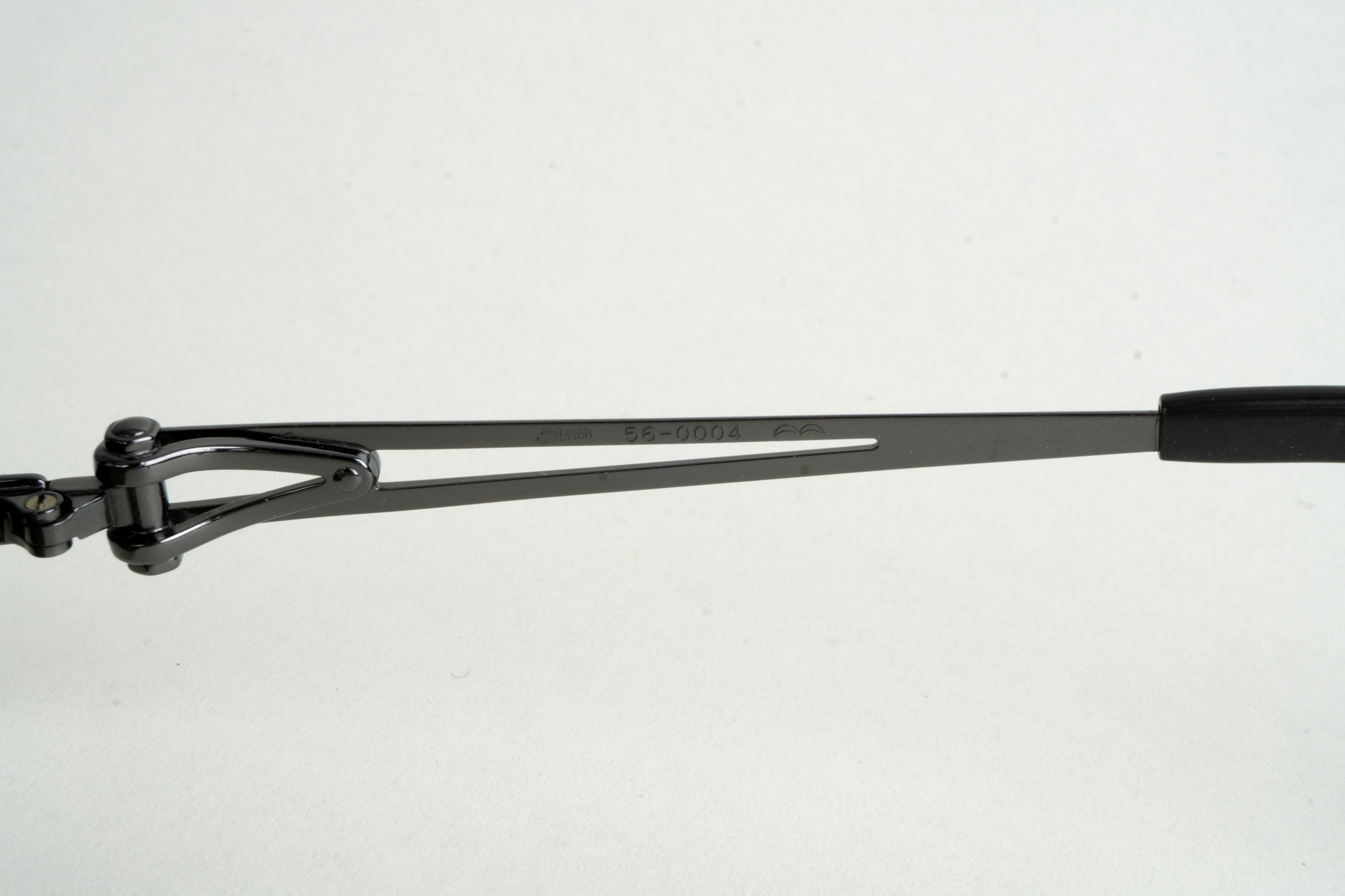 Jean Paul Gaultier Vintage 1996 Logo Sunglasses | 56-0004 Size ONE SIZE - 6 Thumbnail