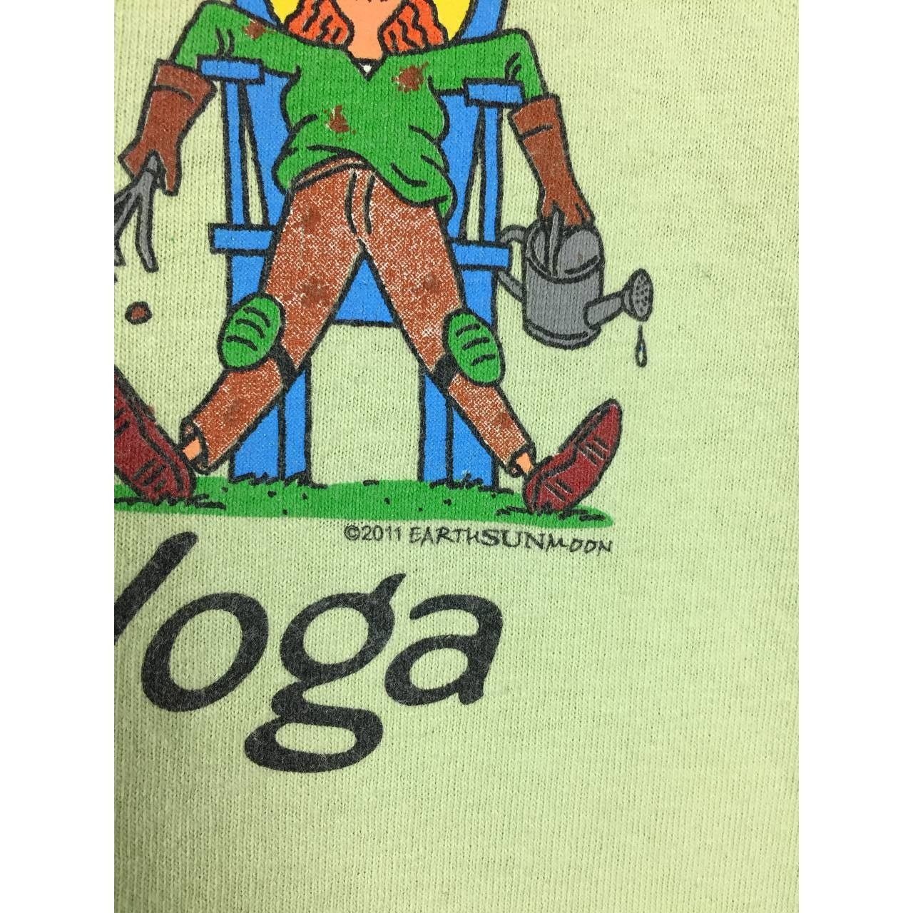 Gildan × Vintage Earth Sun Moon Gardening Yoga Nature Inspired Tee Size US L / EU 52-54 / 3 - 5 Thumbnail