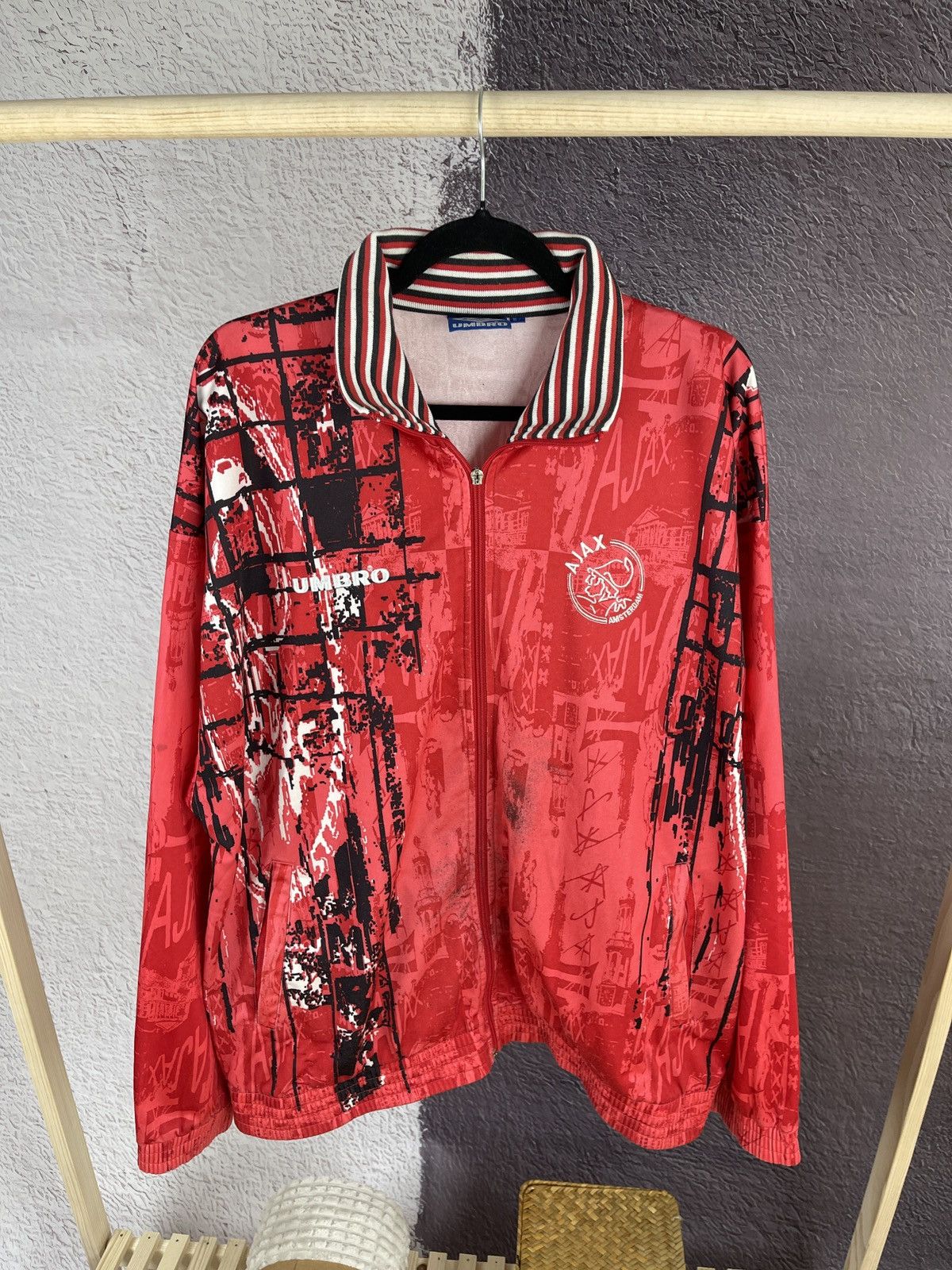 その他 90S Ajax Amsterdam nylon jacket UMBRO XL 90S Ajax Amsterdam nylon jacket UMBRO XL 【公式通販】