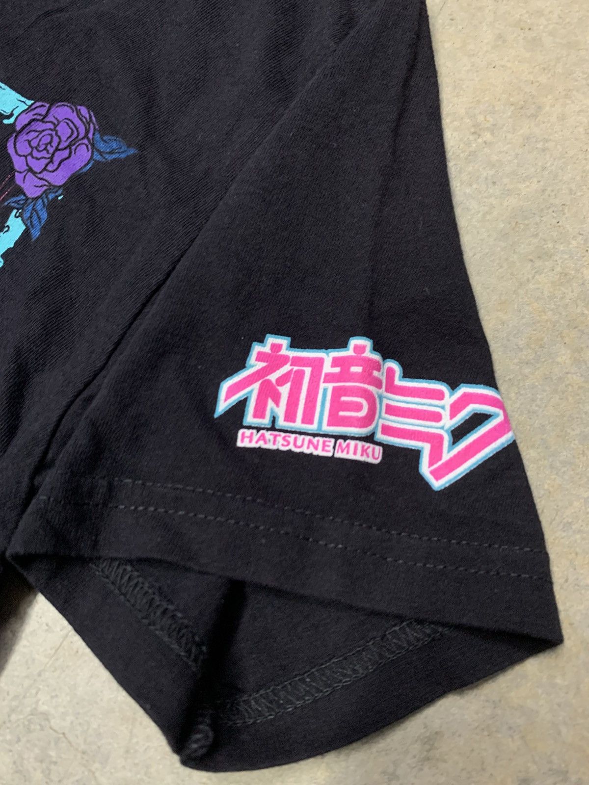 Anime × Japanese Brand Hatsune Miku anime tee Size US XXS / EU 40 - 6 Thumbnail