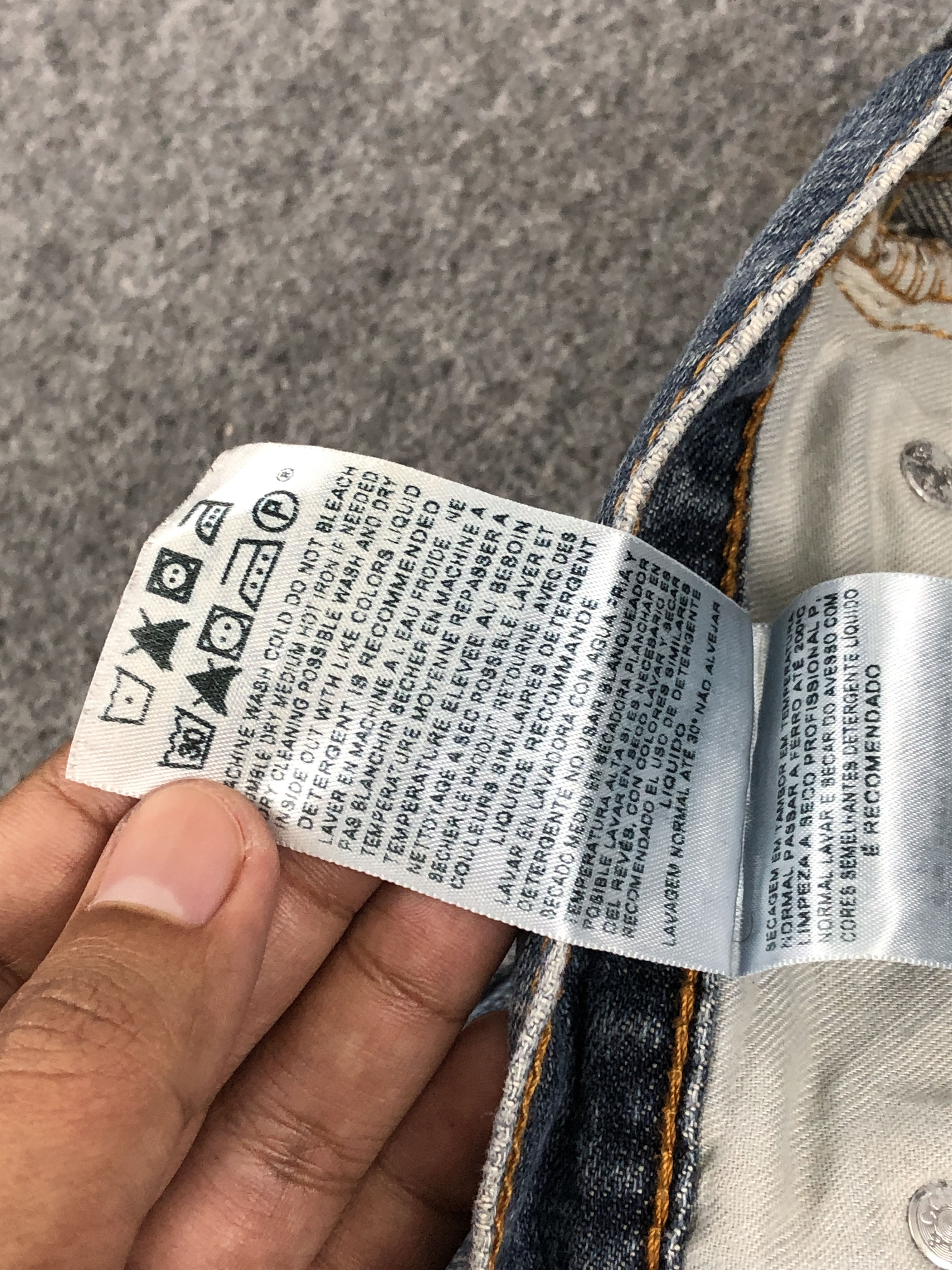 Levi's Vintage Levis 505 Faded Blue Jeans DP2434 Size US 35 - 9 Thumbnail