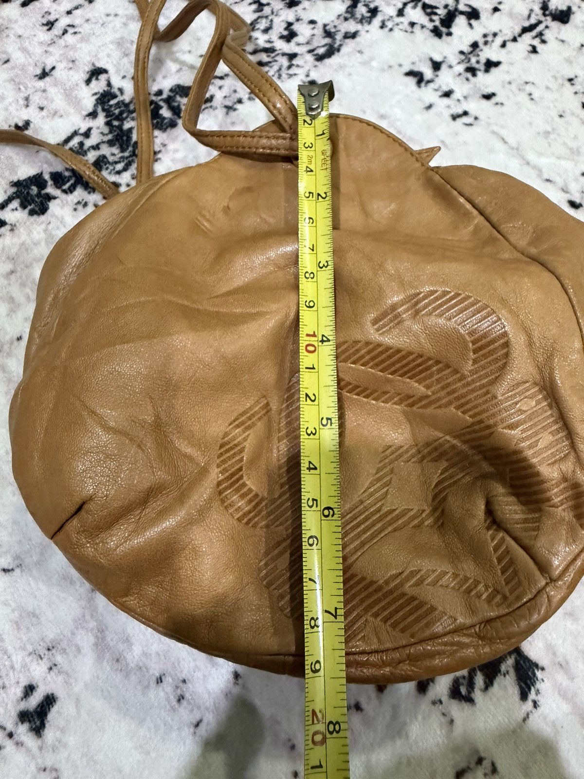 Loewe Authentic Loewe Anagram Leather Shoulder Dawstring Bag Size ONE SIZE - 7 Thumbnail