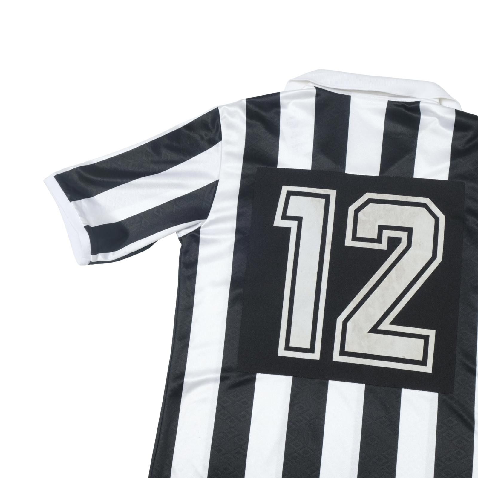 Kappa 1992/94 Juventus Home Shirt Kappa (M) Size US M / EU 48-50 / 2 - 4 Thumbnail