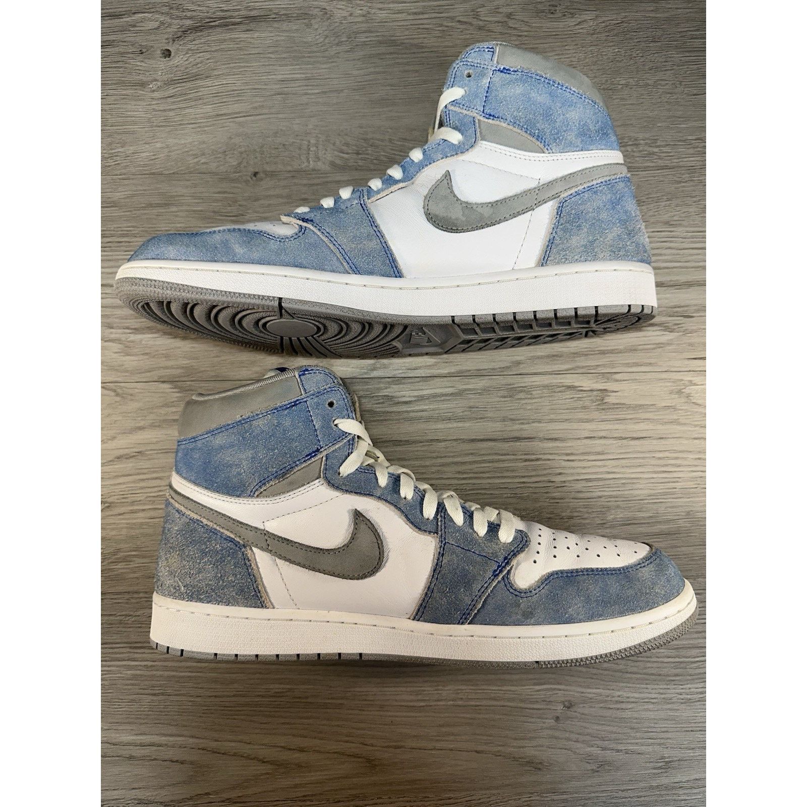 Jordan Brand Jordan 1 Retro OG High Hyper Royal - Size 14 Size US 14 / EU 47 - 3 Thumbnail