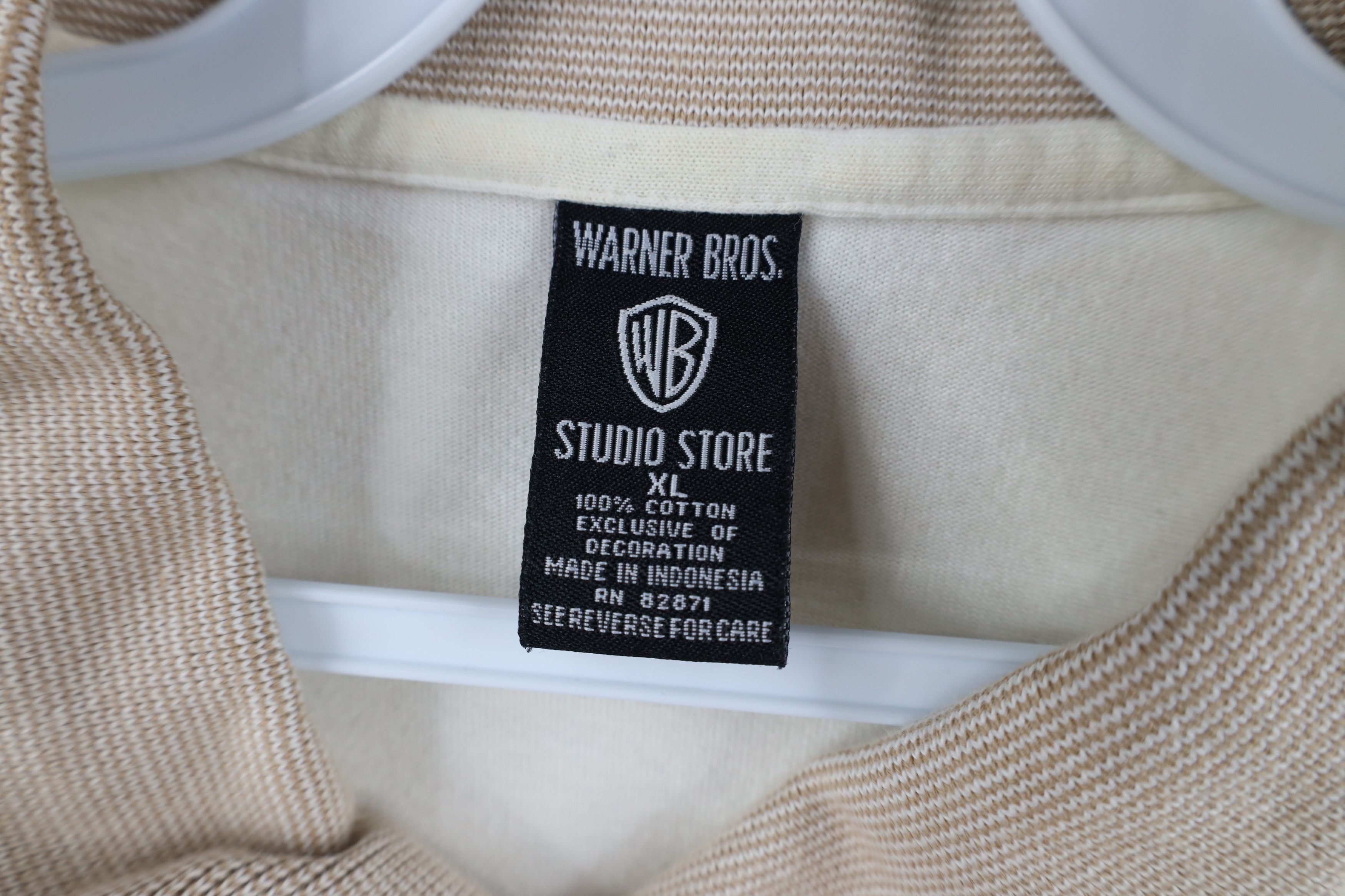Vintage Vintage 90s Warner Bros Tazmanian Devil Taz Golf Polo Shirt Size US XL / EU 56 / 4 - 9 Thumbnail