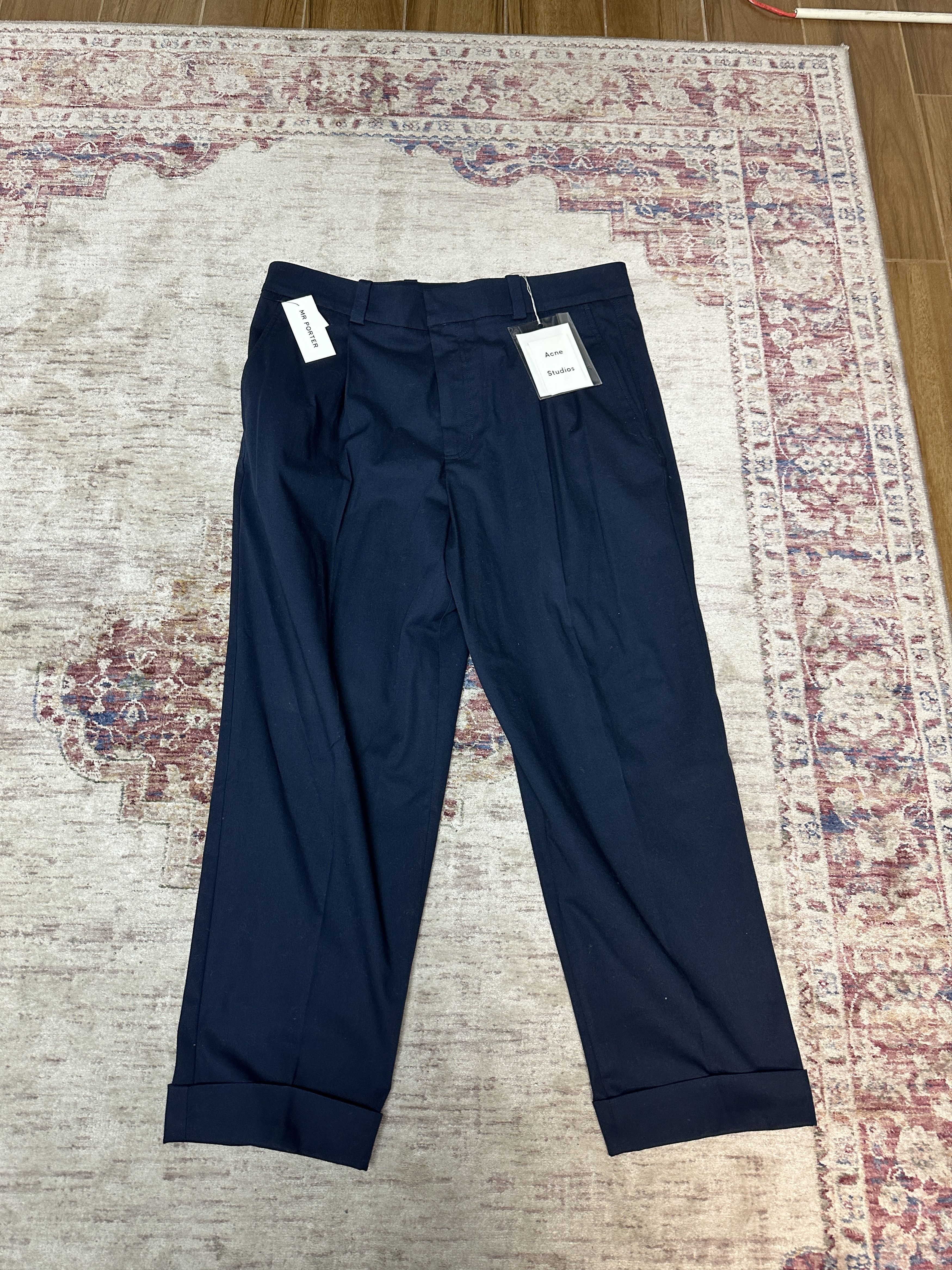 Acne Studios Acne Studios Men's Navy Blue Cropped Trousers Size 38 (54) Size US 38 / EU 54 - 1 Thumbnail