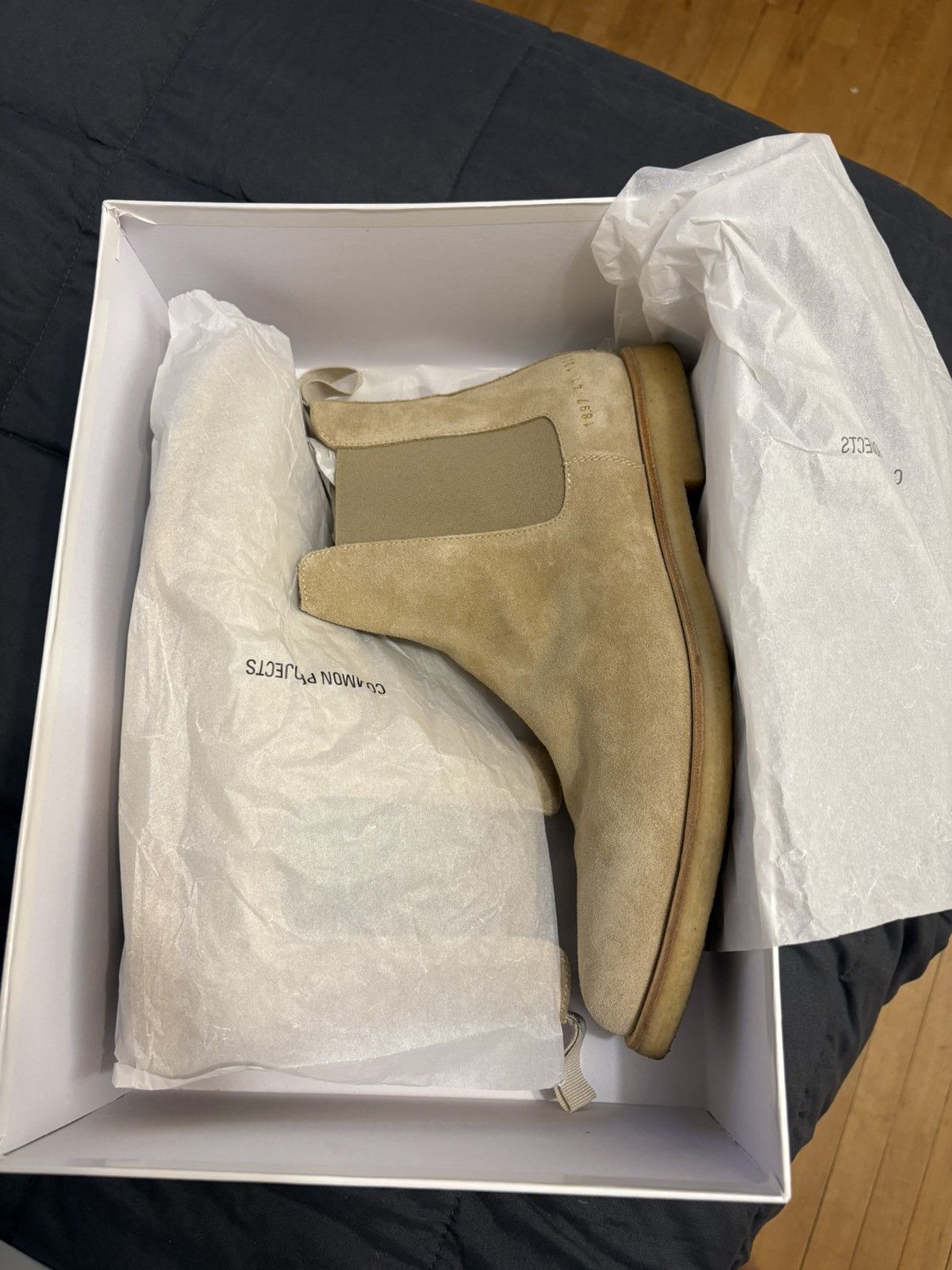 Common Projects COMMON PROJECTS - 41 - SUEDE TAN - MINT Size US 8 / EU 41 - 1 Thumbnail