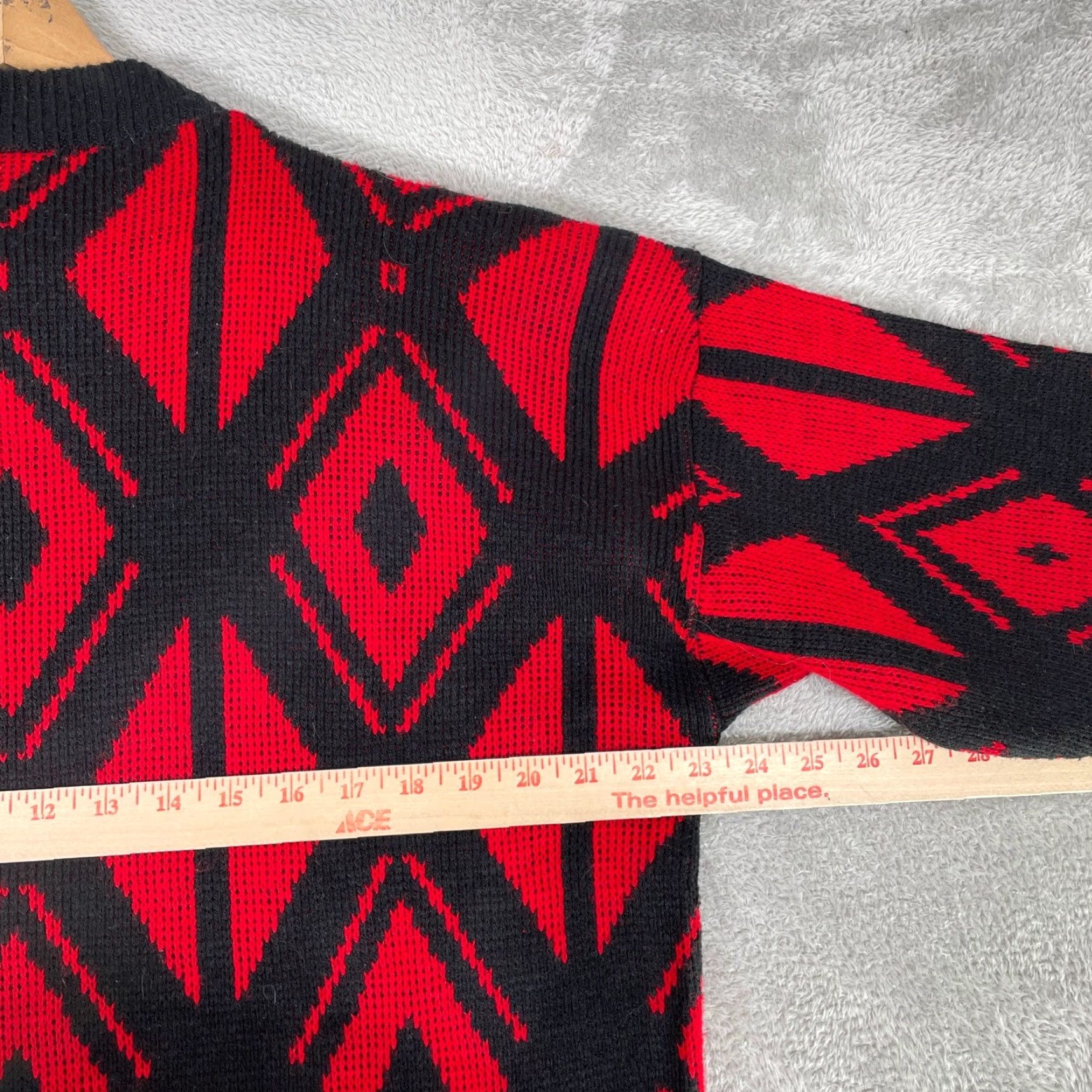 Vintage VINTAGE American Pride Sweater Mens L Red Diamond Geometric Knit 90s USA Crew Neck Pullover Oversized Knit Pattern Argyle Casual Mens Size US L / EU 52-54 / 3 - 6 Thumbnail