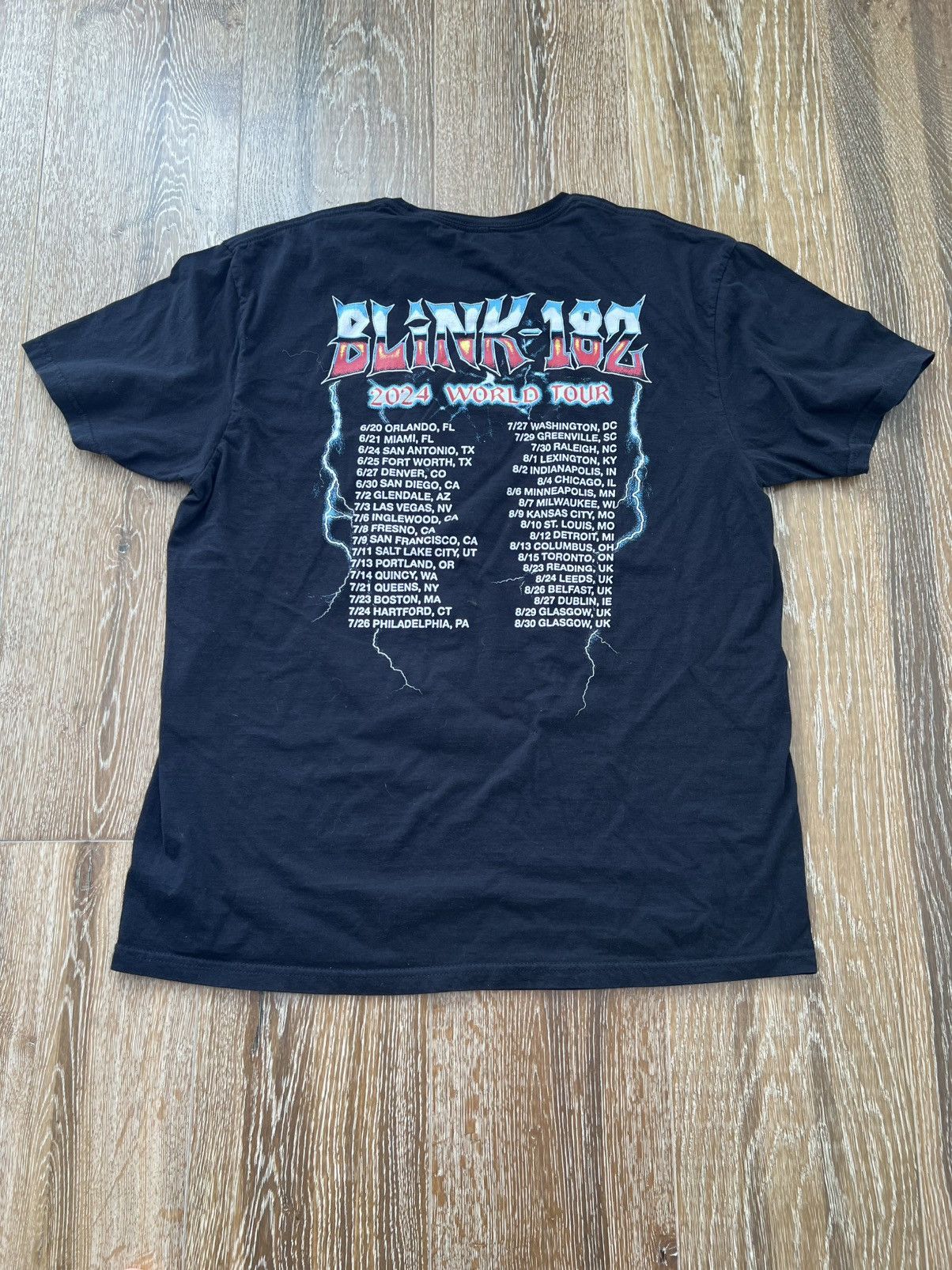 Vintage Blink 182 World Tour One More Time 2024 Official Concert tee Size US L / EU 52-54 / 3 - 2 Thumbnail