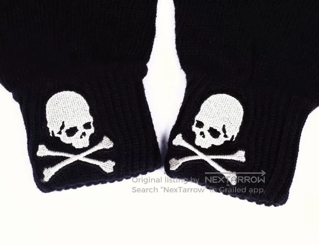 Mastermind Japan mastermind Japan Skull Embroidery Fingerless Gloves. Size ONE SIZE - 3 Thumbnail