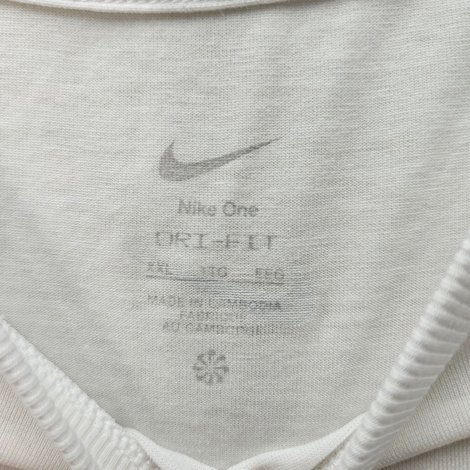 Nike NIKE WOMEN'S XXL LOOSE FIT IVORY WHITE TSHIRT FN2814-100 Size XXL / US 16-18 / IT 52-54 - 4 Thumbnail