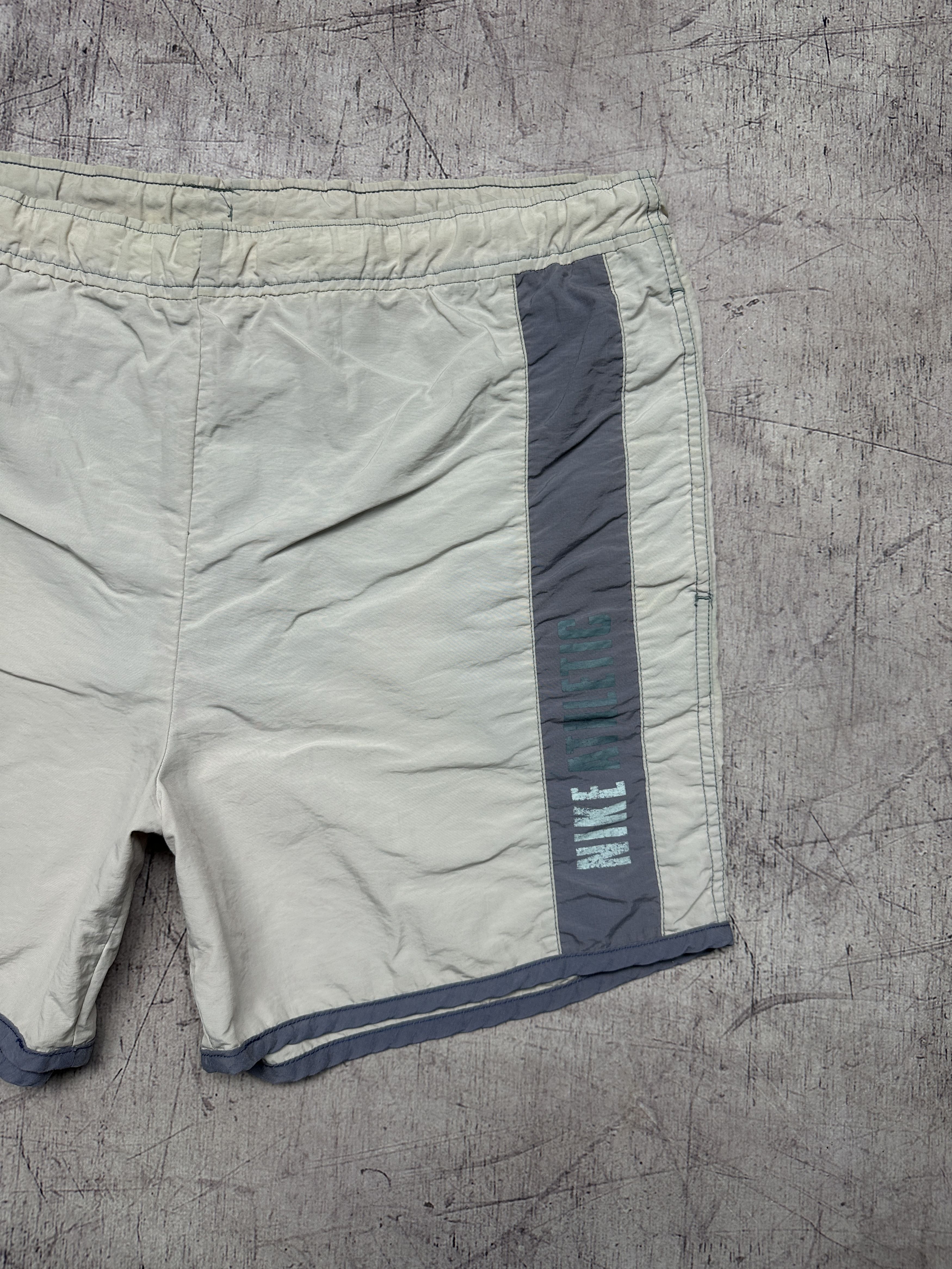 Nike Nike 90s Vintage Mens Nylon Shorts Size US 32 / EU 48 - 2 Thumbnail