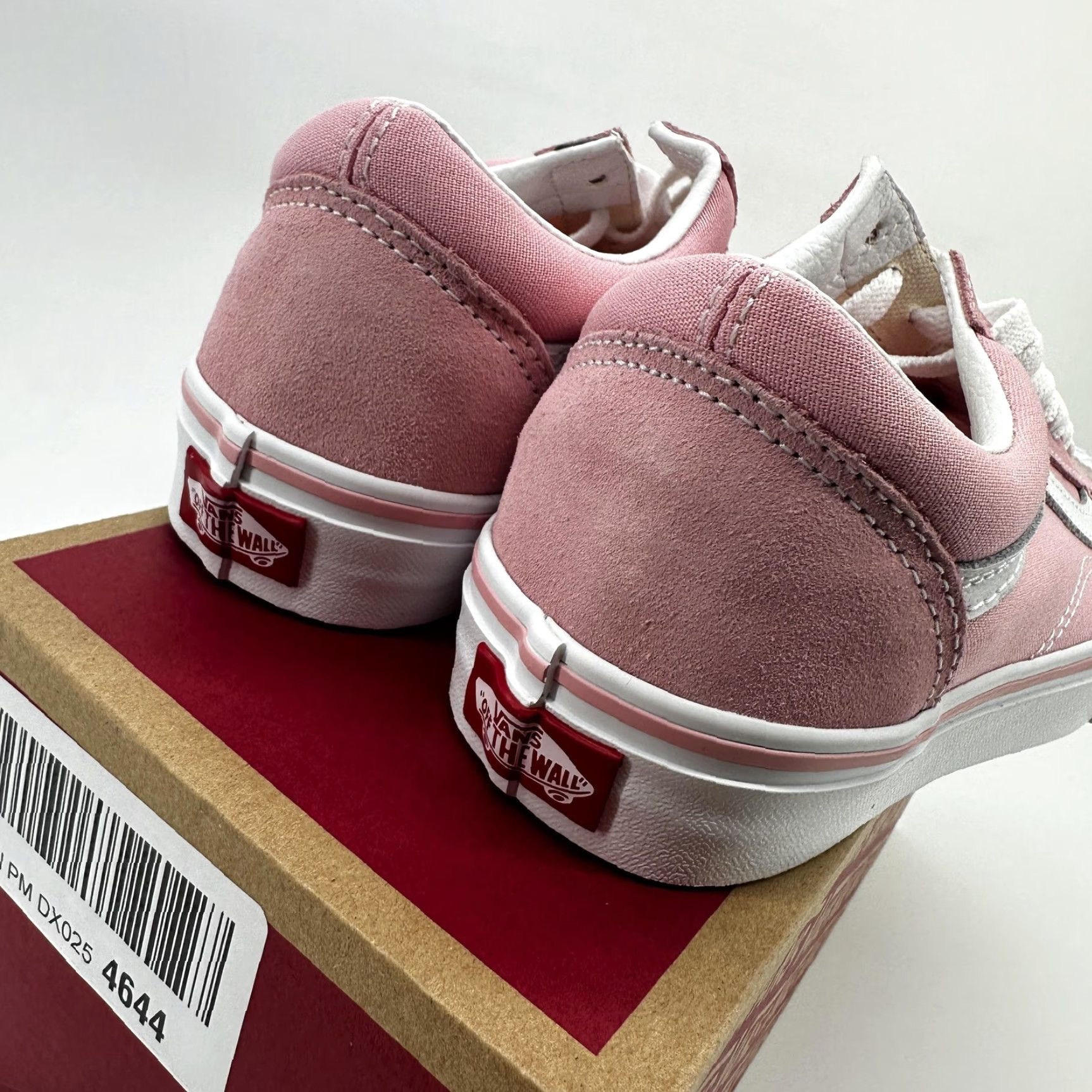 Vans VANS Old Skool Shoes Womens 8 Coral Blush Pink Sneaker Low Top VN000DB3D3X Mens US 6.5 (Womens 8) Shoes Off The Wall Girls? Size ONE SIZE - 5 Thumbnail