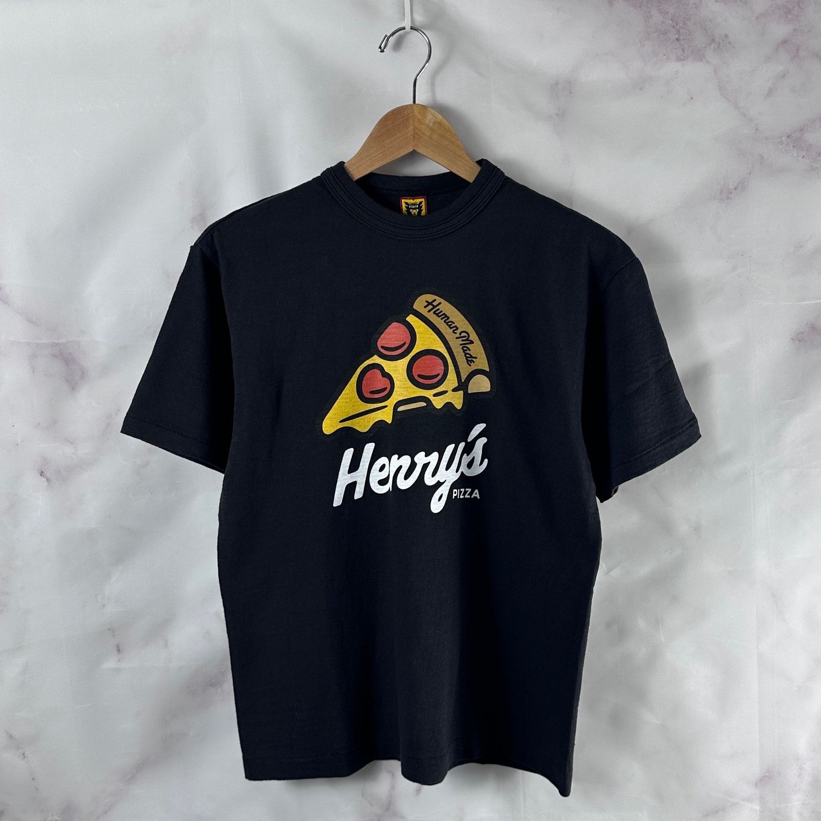 Human Made Henry’s Pizza Black Slice Tee Size US M / EU 48-50 / 2 - 1 Thumbnail