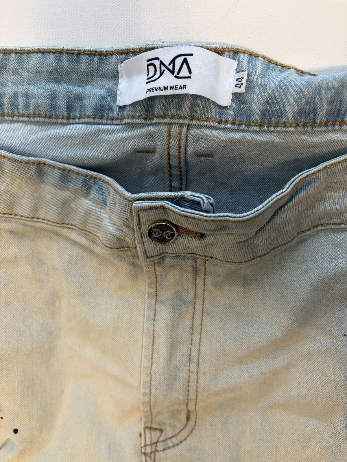 Other DNA Premium Wear Light Wash Strap Cargo Jeans (Size 44x32) Size US 44 / EU 60 - 2 Thumbnail