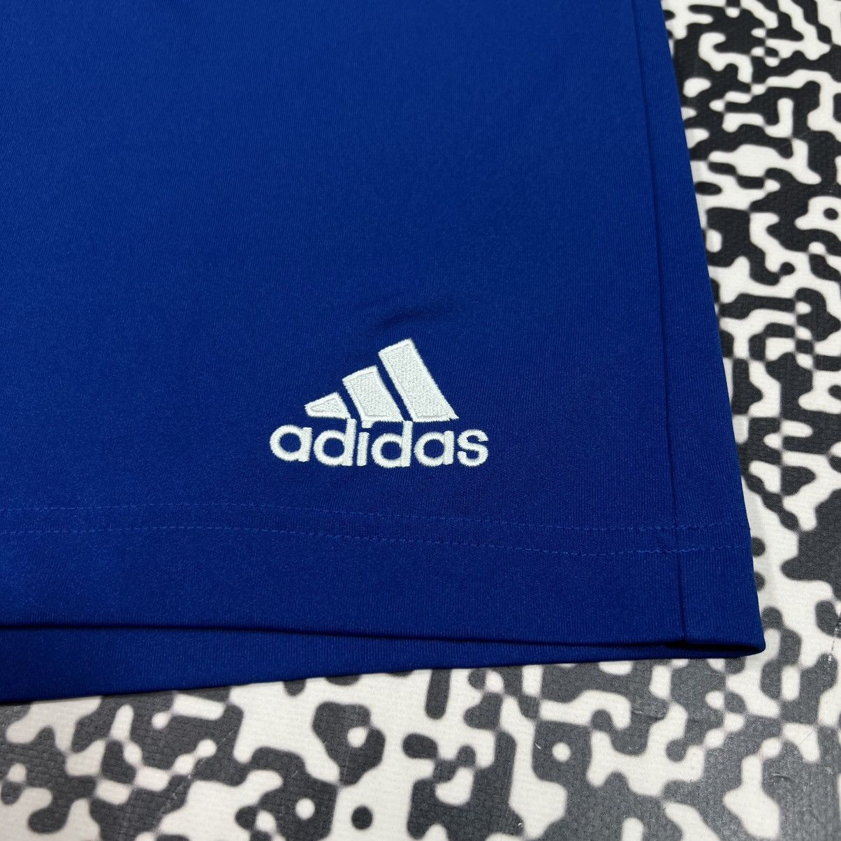 Adidas Vintage Y2K Adidas Sports Style Retro Casual Basic Shorts Size US 37 - 5 Thumbnail