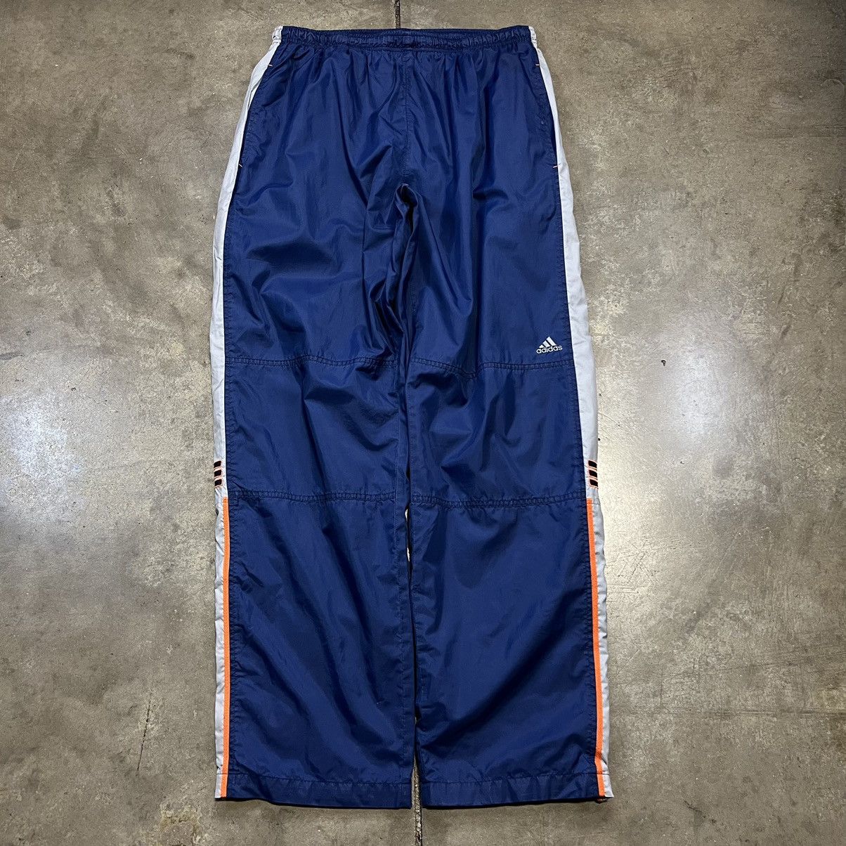 Vintage Vintage Y2K Adidas Windbreaker Track Sweat Pants Baggy Wide Size US 30 / EU 46 - 2 Thumbnail