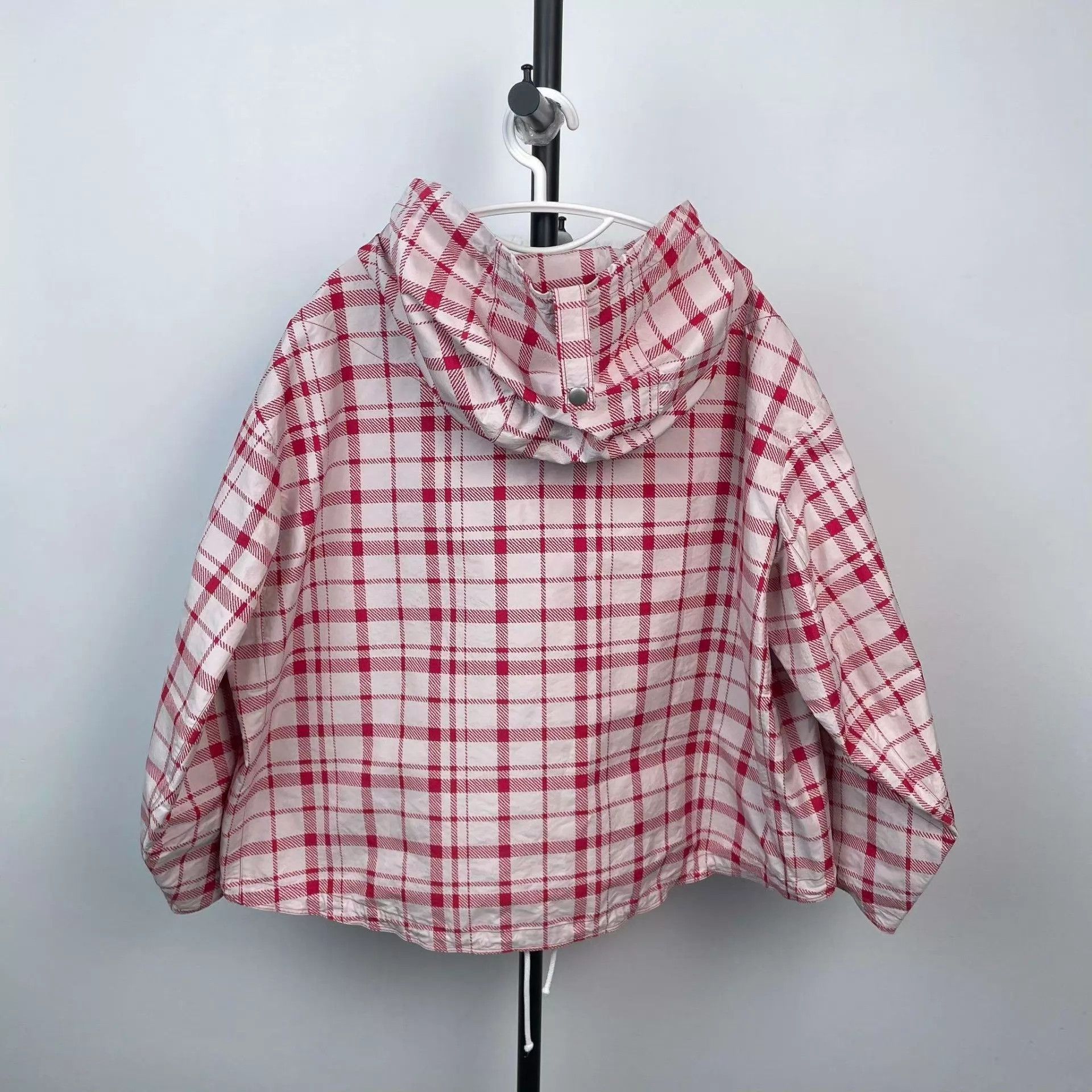 Dior Dior Bee Red XS Jacket 260131VZT2Z01 Size XS / US 0-2 / IT 36-38 - 2 Thumbnail