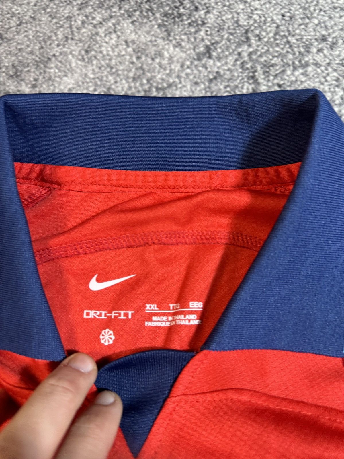 Nike Nike England Soccer Jersey Streetwear Rare Style XXL VTg Size US XXL / EU 58 / 5 - 3 Thumbnail