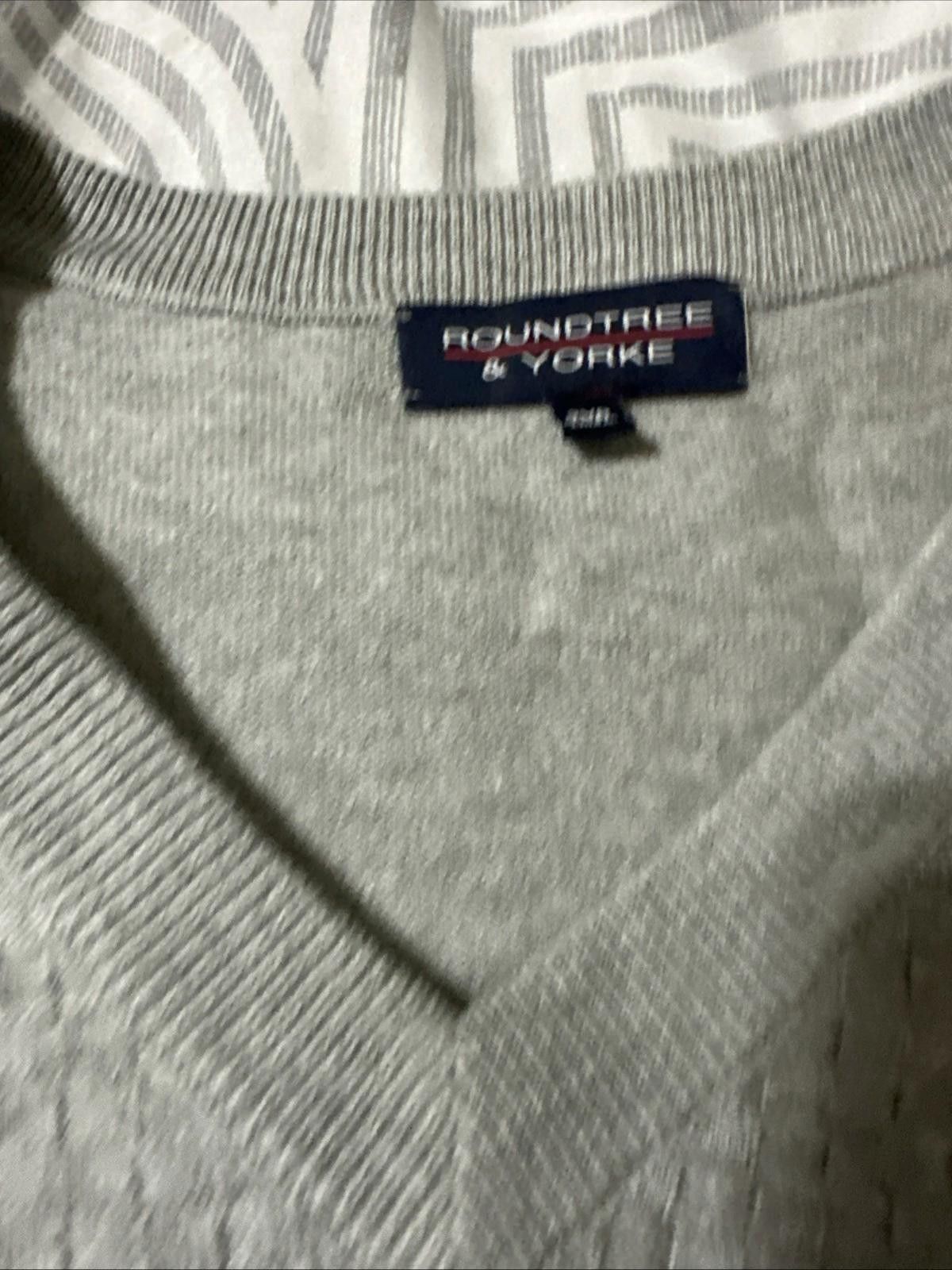 Roundtree & Yorke Roundtree and Yorke Men's Navy Blue Sweater Vest Casual 2XB Size US XXL / EU 58 / 5 - 2 Thumbnail