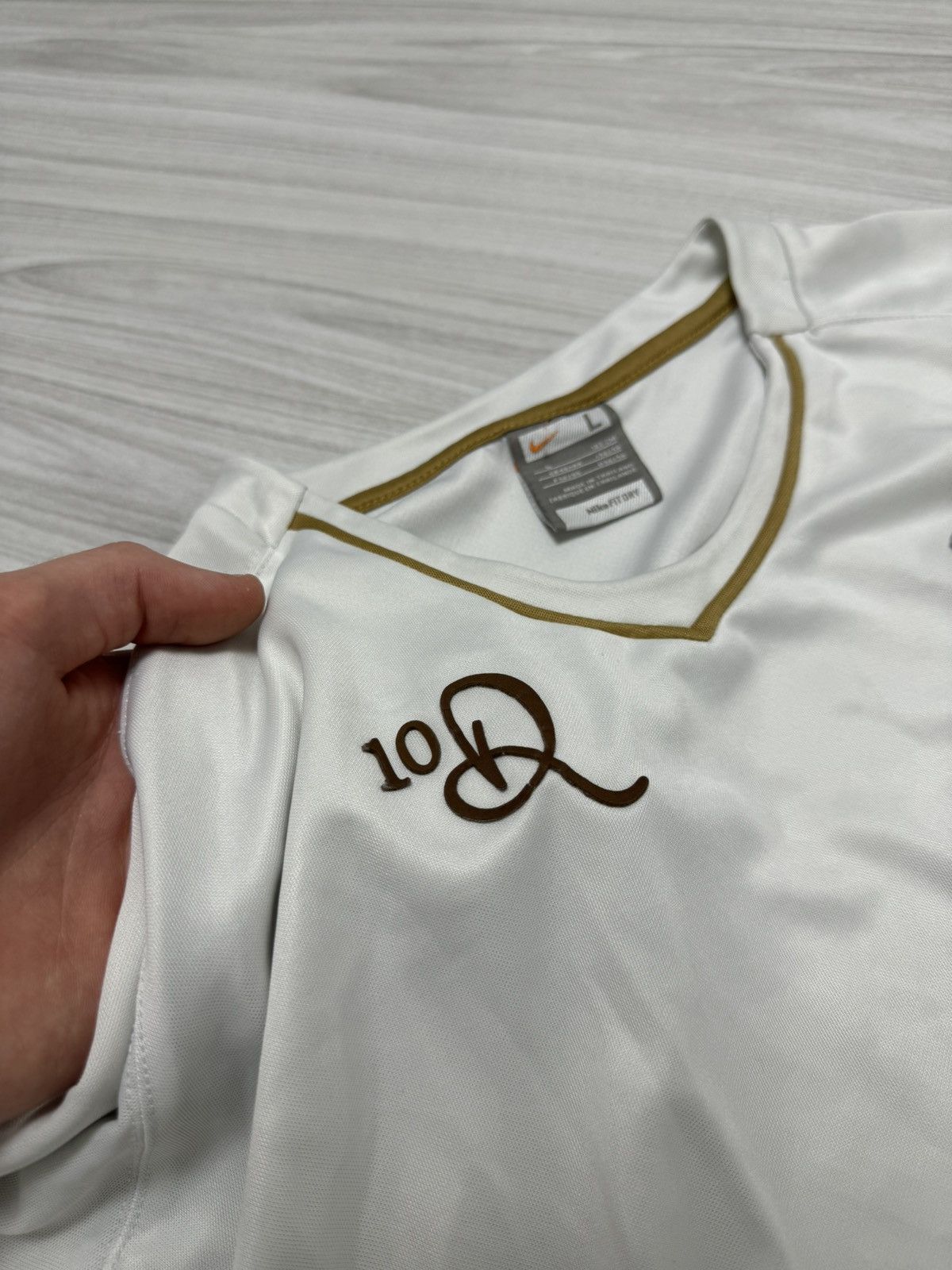 Nike × Vintage Vintage Nike Soccer Jersey Ronaldinho 10 logo Size US L / EU 52-54 / 3 - 8 Thumbnail
