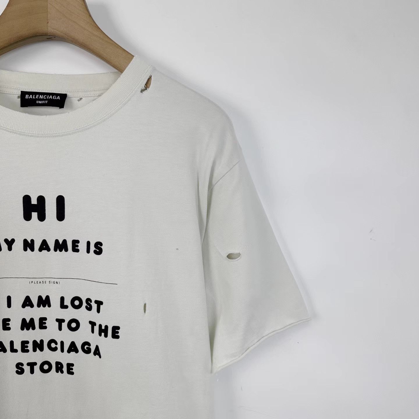 Balenciaga Balenciaga Off-White Distressed Ripped T-Shirt K12 Size US XL / EU 56 / 4 - 4 Thumbnail
