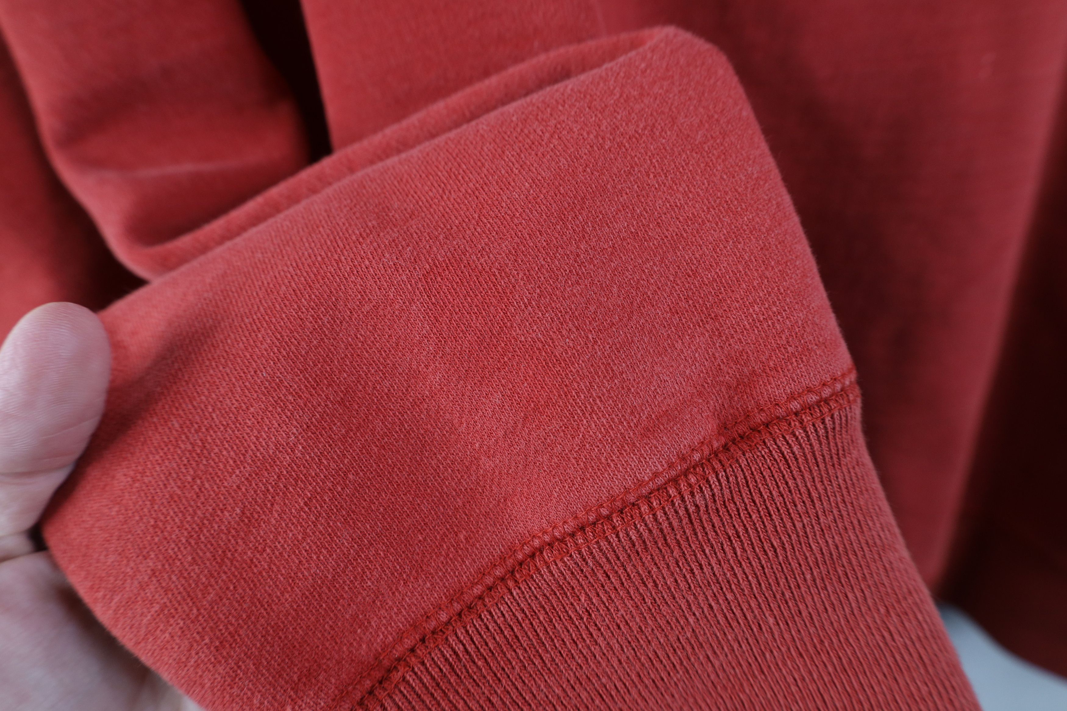 Gap Vintage 90s Y2K Gap Spell Out Heavy Crewneck Sweatshirt Red Size US XL / EU 56 / 4 - 8 Thumbnail