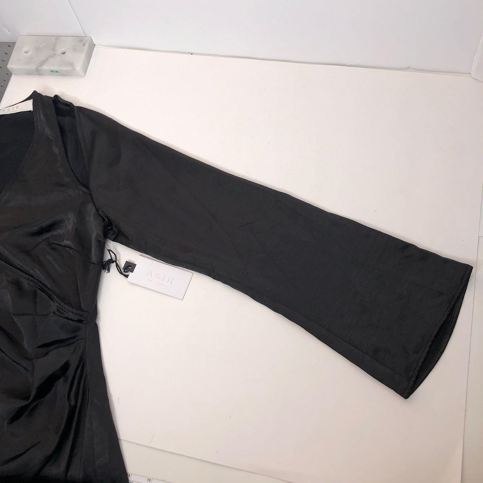 ASTR The Label ASTR Cutout Shoulder Black Satin Mini Dress Side Waist Size M / US 6-8 / IT 42-44 - 14 Thumbnail