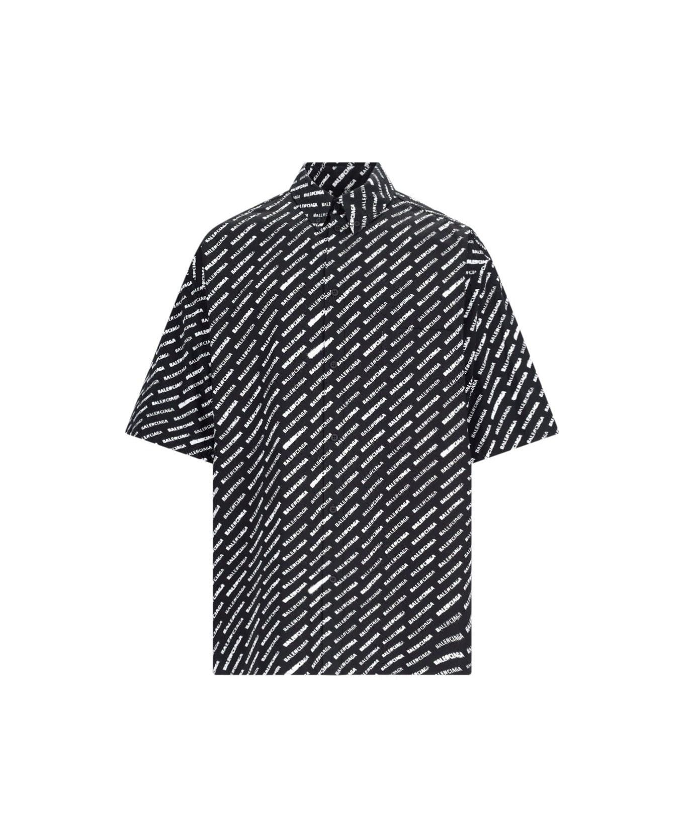 Balenciaga o1srvl11e1125 Stencil Allover Shirt Large Fit in Black/White Size US XS / EU 42 / 0 - 1 Thumbnail