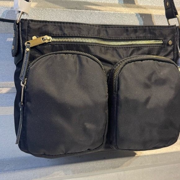 Other NWT TIME AND TRU BLACK ADJUSTABLE SHOULDER STRAP HANDBAG Size ONE SIZE - 2 Thumbnail