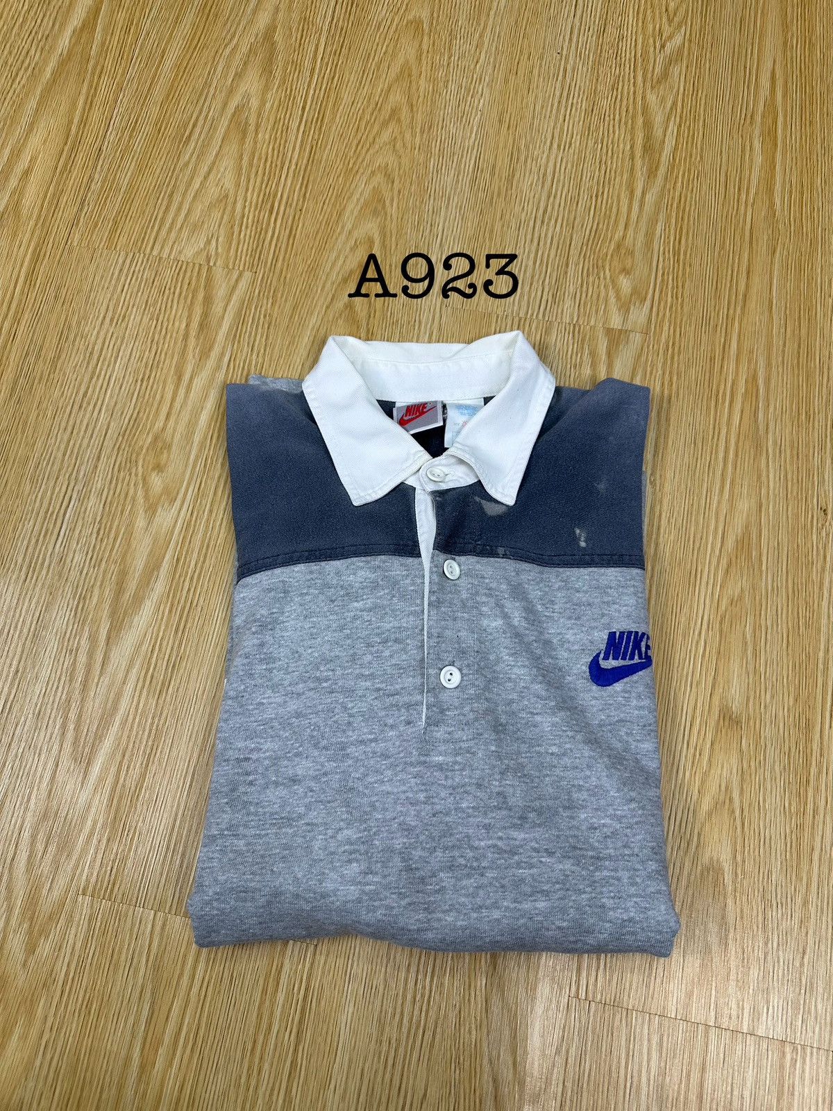 Nike Rare Nike Rugby Polo Vintage Shirt A923 Size US L / EU 52-54 / 3 - 13 Thumbnail