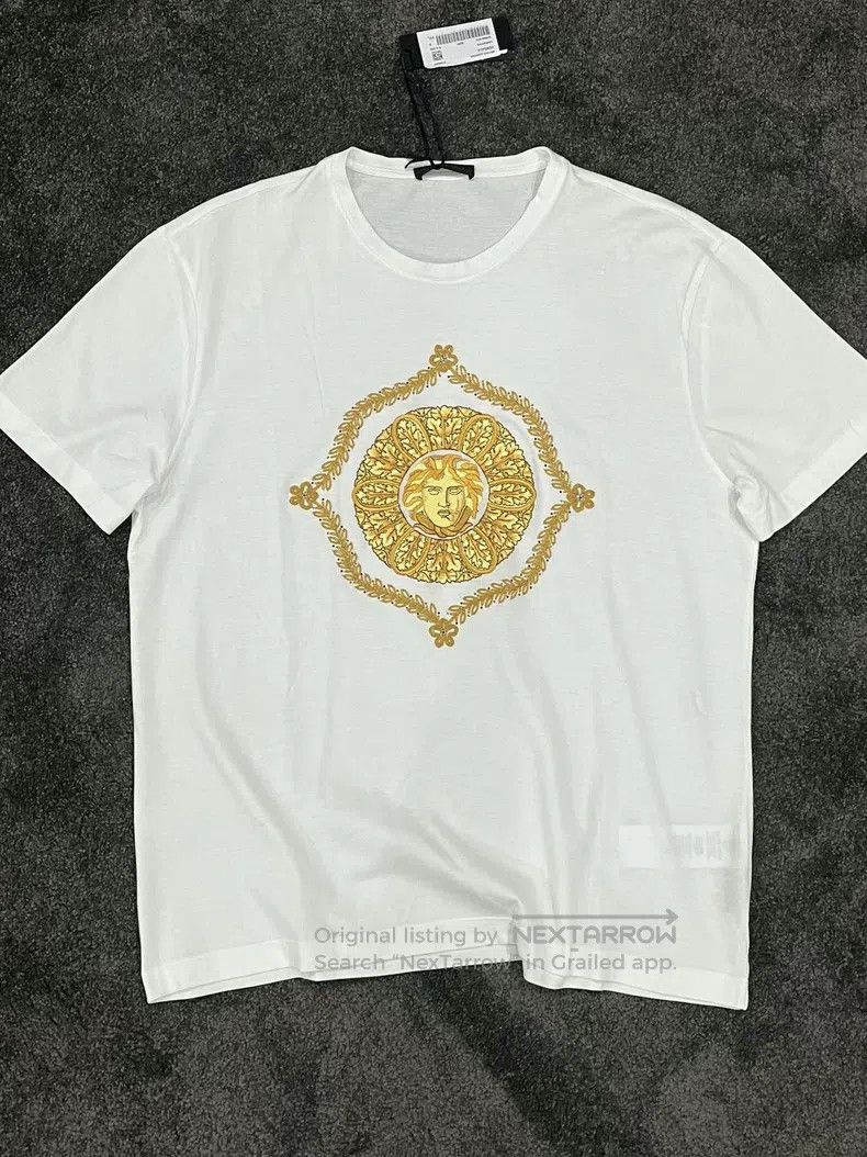 Versace Versace Heavy embroidered Medusa avatar T-shirt Size US XXL / EU 58 / 5 - 1 Thumbnail