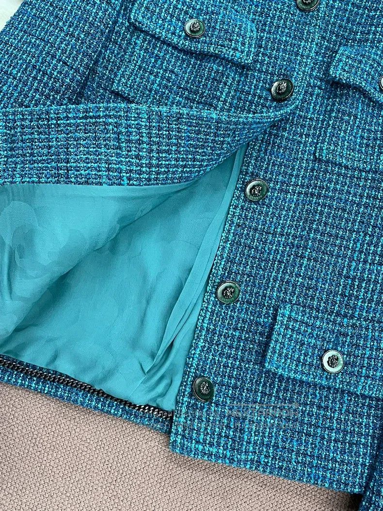 Chanel Chanel 22P peacock blue lion button four-pocket jacket Size XS / US 0-2 / IT 36-38 - 4 Thumbnail