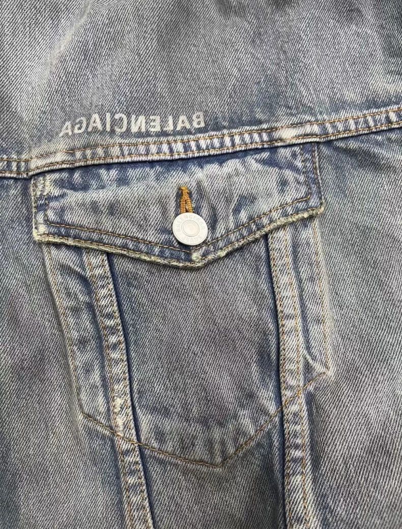 Balenciaga Balenciaga Back Logo monogram printed casual single-breast Size US XXL / EU 58 / 5 - 3 Thumbnail