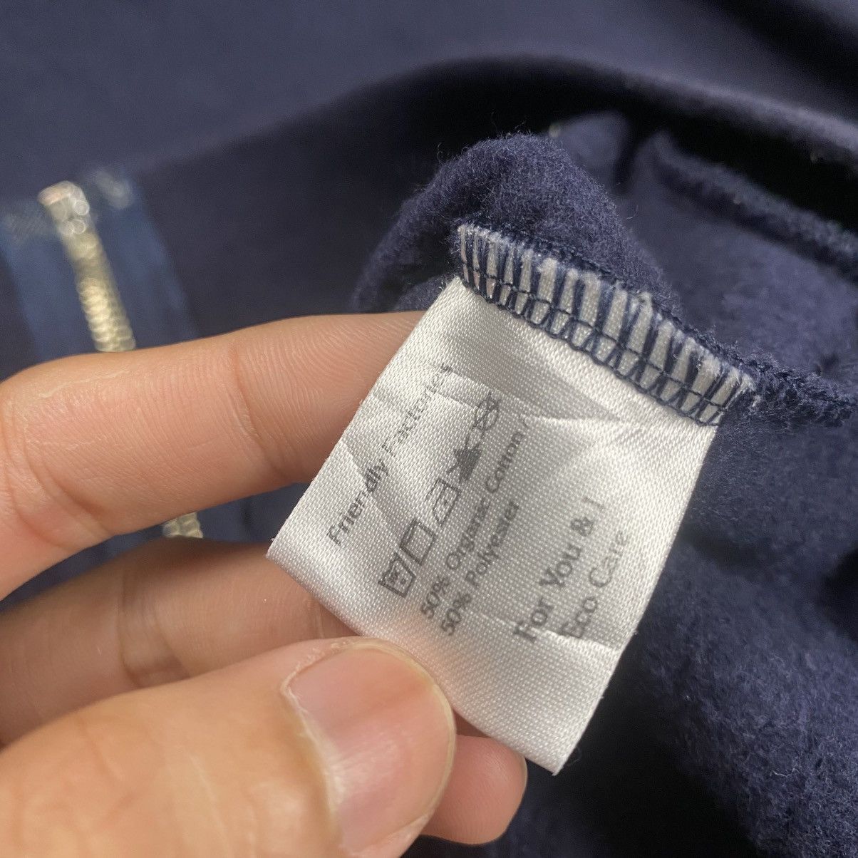 Other Friendly Factories United Nations UN Geneva Zip Up Size US M / EU 48-50 / 2 - 5 Thumbnail
