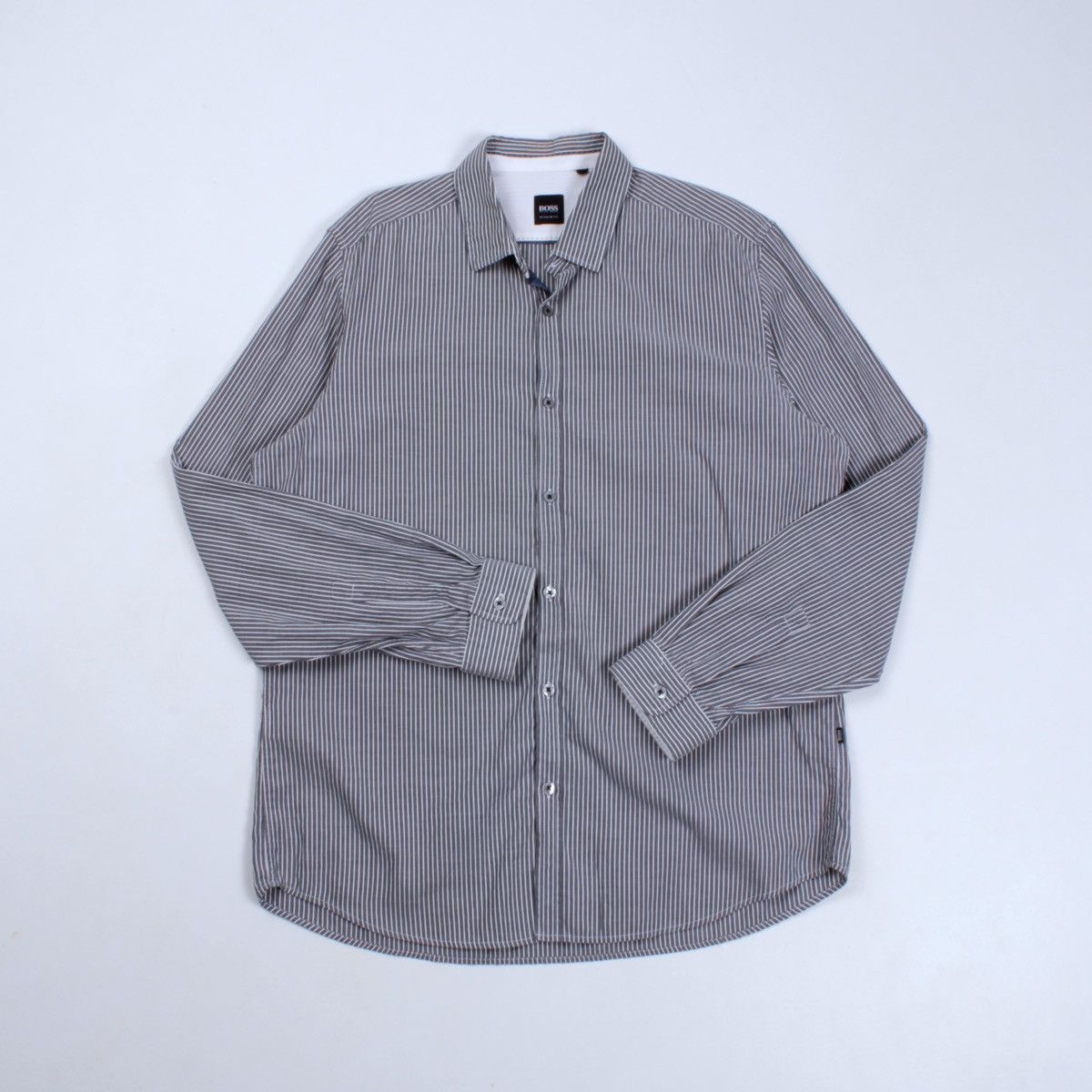 Designer × Hugo Boss HUGO BOSS Lorenzo Striped Gray White Shirt Dress Casual Size US L / EU 52-54 / 3 - 1 Thumbnail